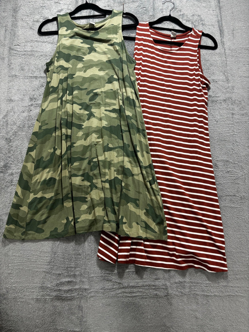 Old Navy Womens M 2 Dresses Bundle 2-Piece Camo & Rust Stripe Sleeveless Swing