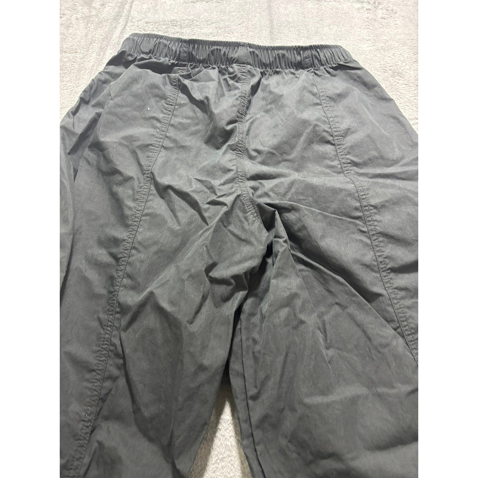 Aritzia TNA Parachute Pants Baggy Joggers Charcoal Grey Elastic Waist Inseam 28