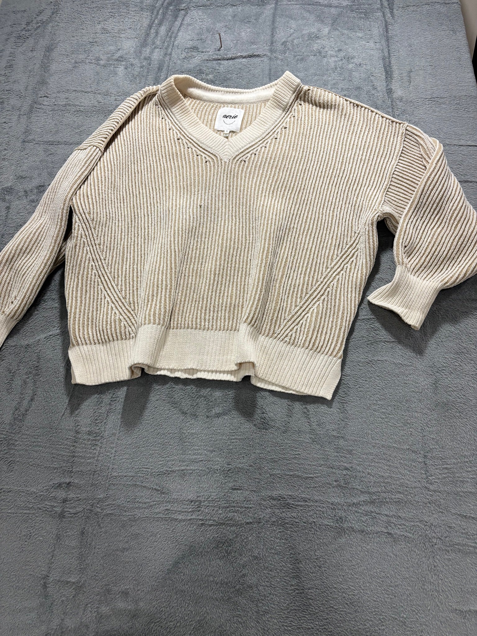 Aerie Womens XL Cream Tan Ribbed Knit V Neck Sweater Oversized Slouchy