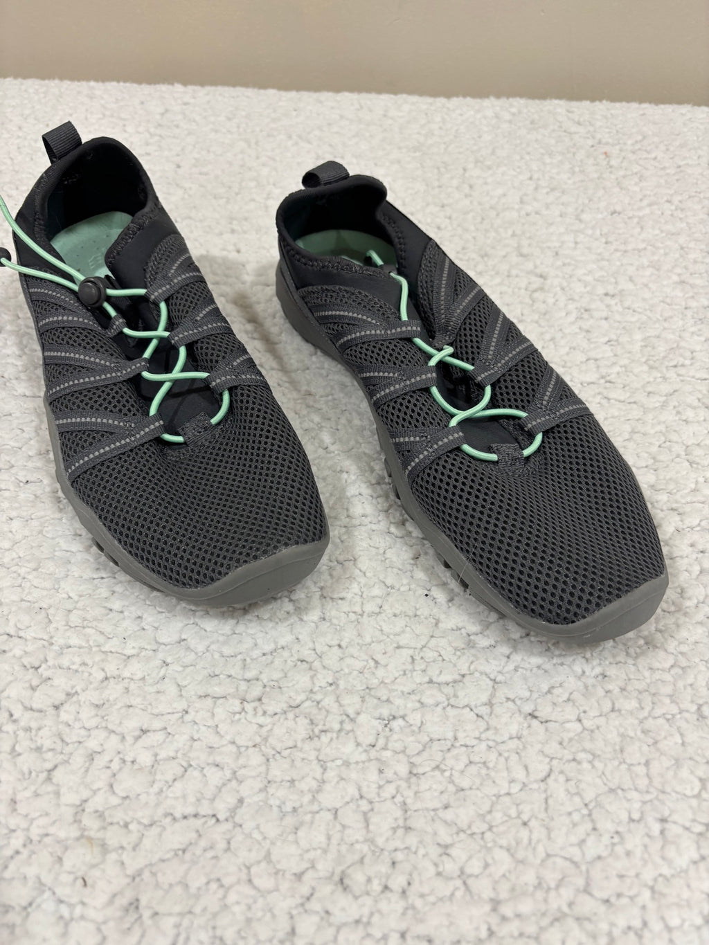 Womens 12 Gray Mesh Water Shoe Bungee Slip On Sport Aqua Sneaker
