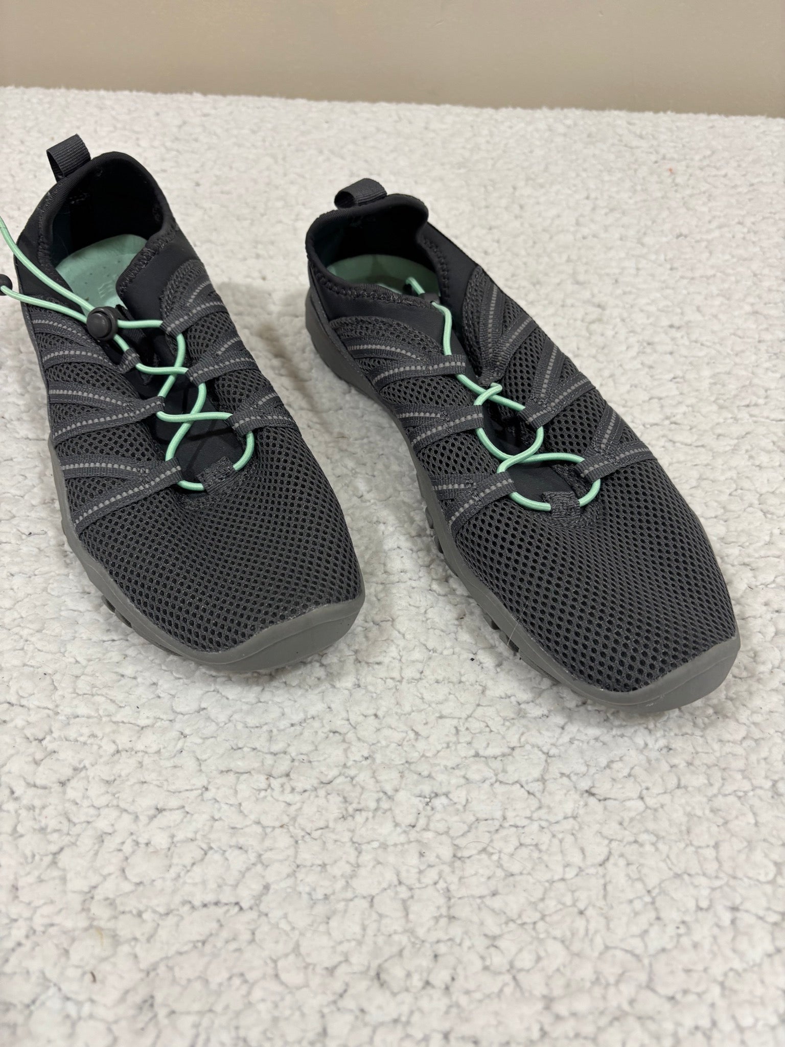 Womens 12 Gray Mesh Water Shoe Bungee Slip On Sport Aqua Sneaker