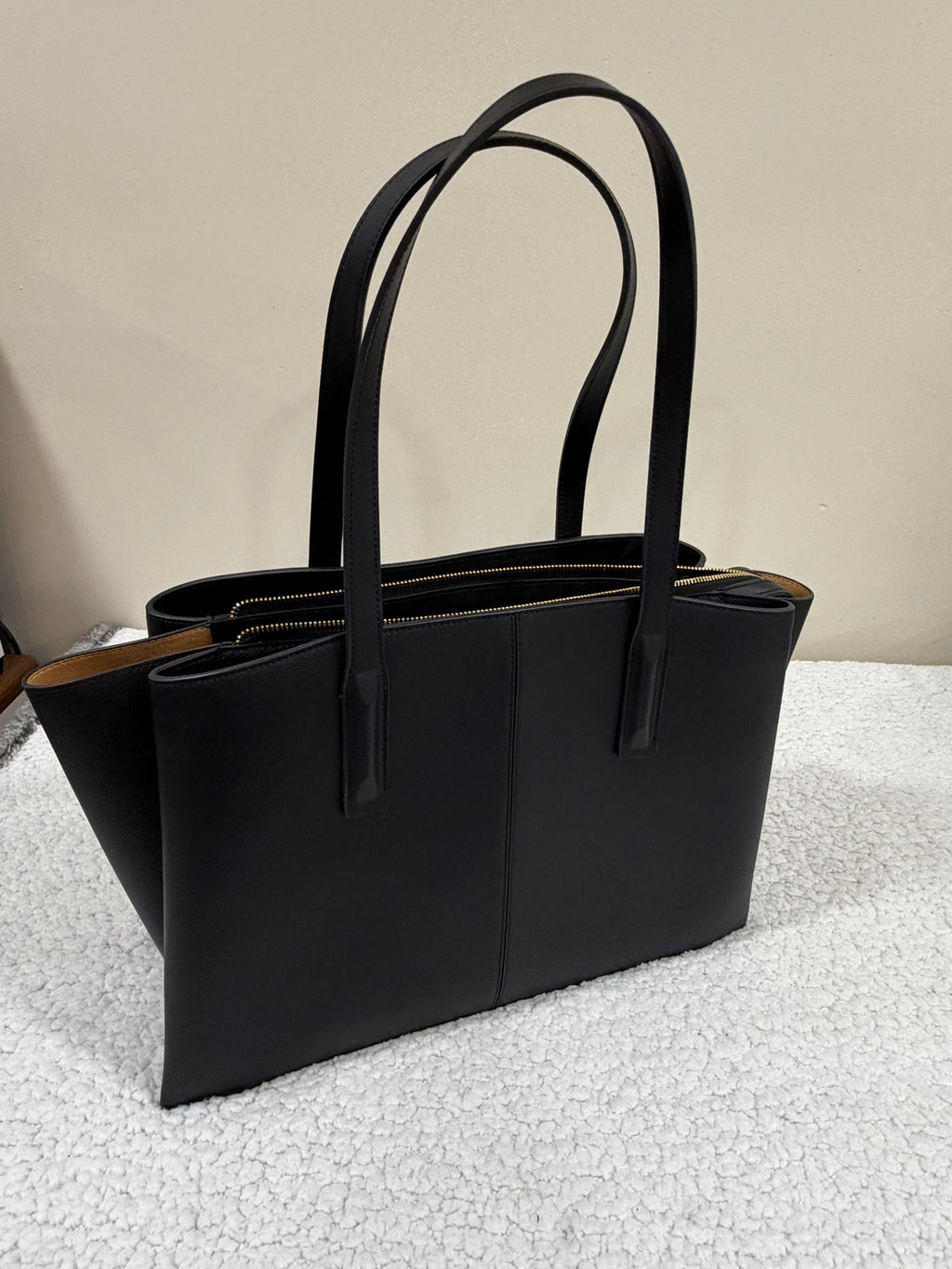 Freja New York Black Leather Winged Tote Shoulder Bag Handbag