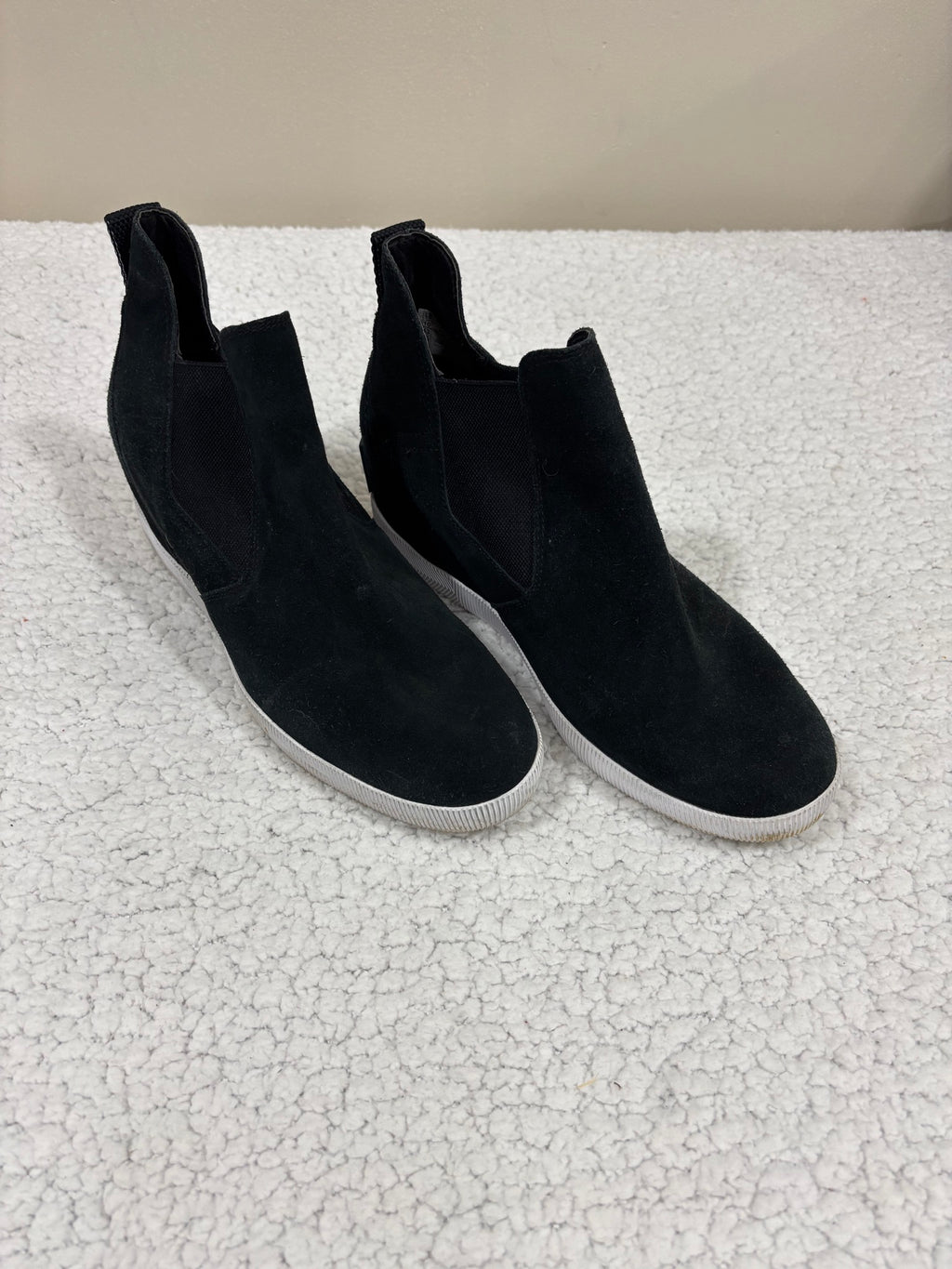 Sorel Evie Womens 12 Black Suede Chelsea Wedge Bootie Slip On Sneaker