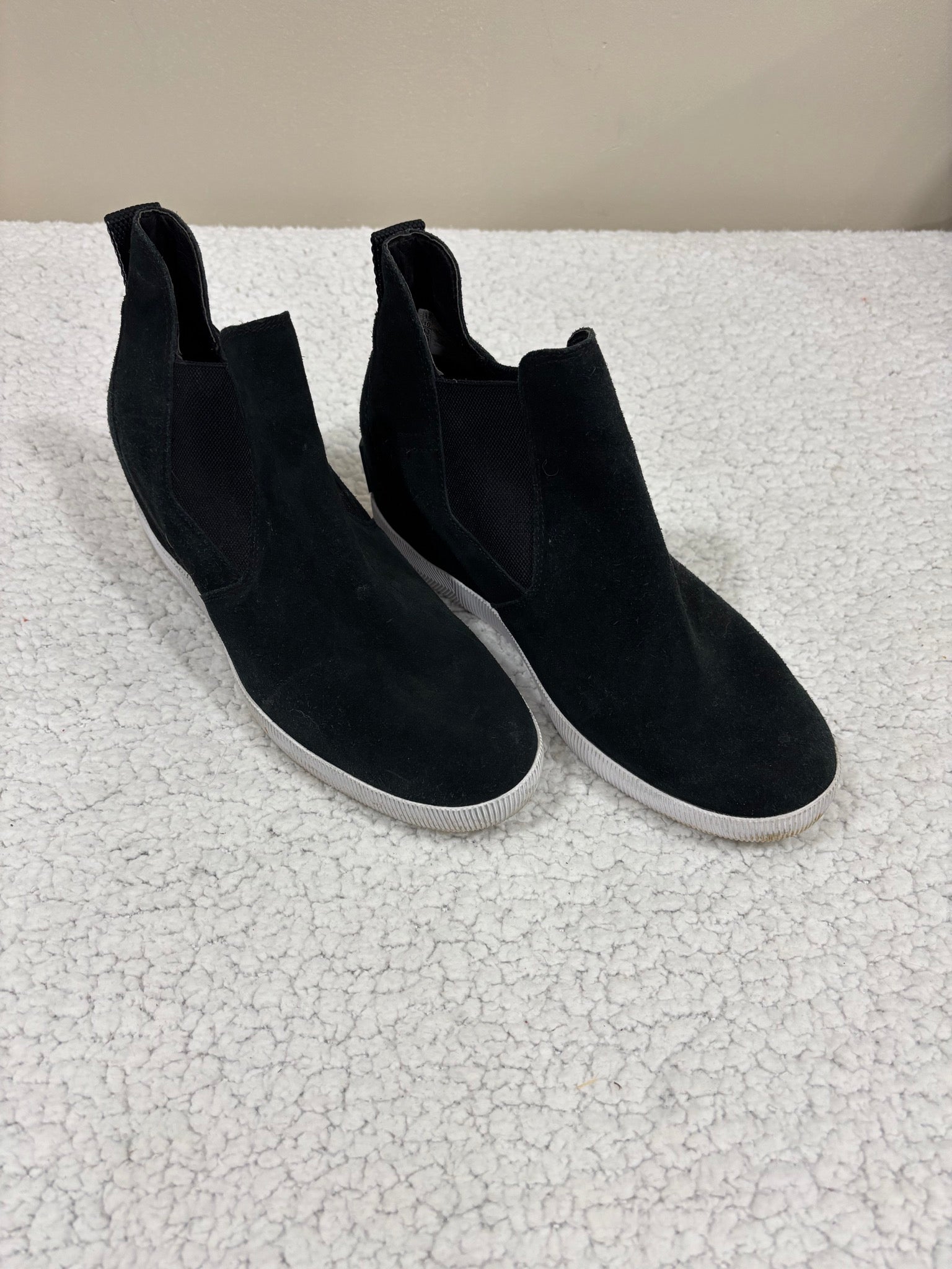 Sorel Evie Womens 12 Black Suede Chelsea Wedge Bootie Slip On Sneaker