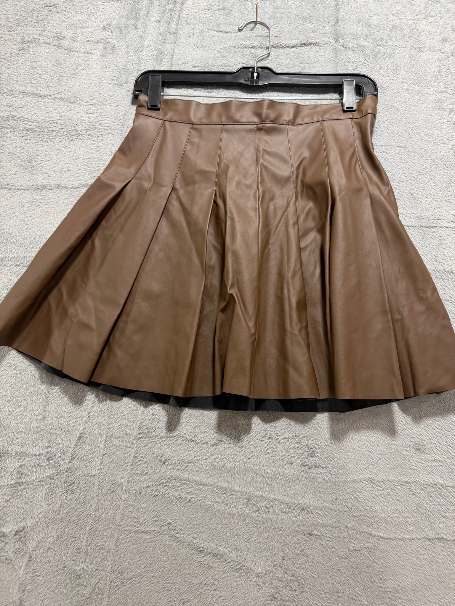 Kendall + Kylie Size M Mocha Faux Leather Pleated Mini Skirt Side Zip