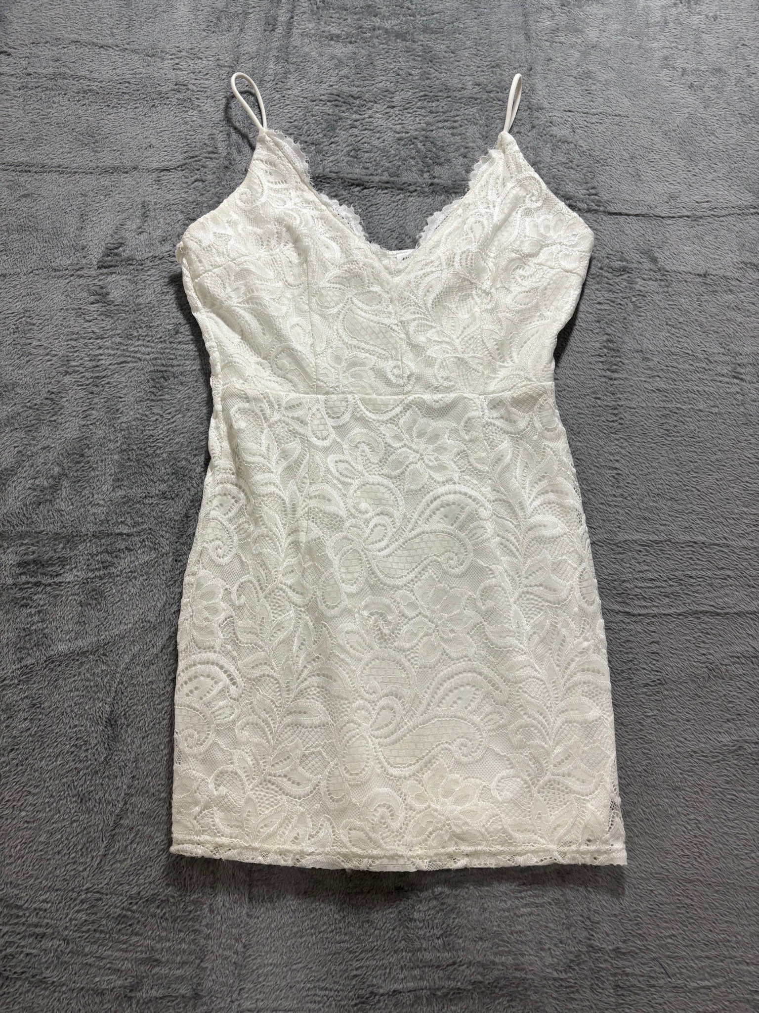 superdown M White Floral Lace Bodycon Mini Dress V-Neck Cami Party Cocktail