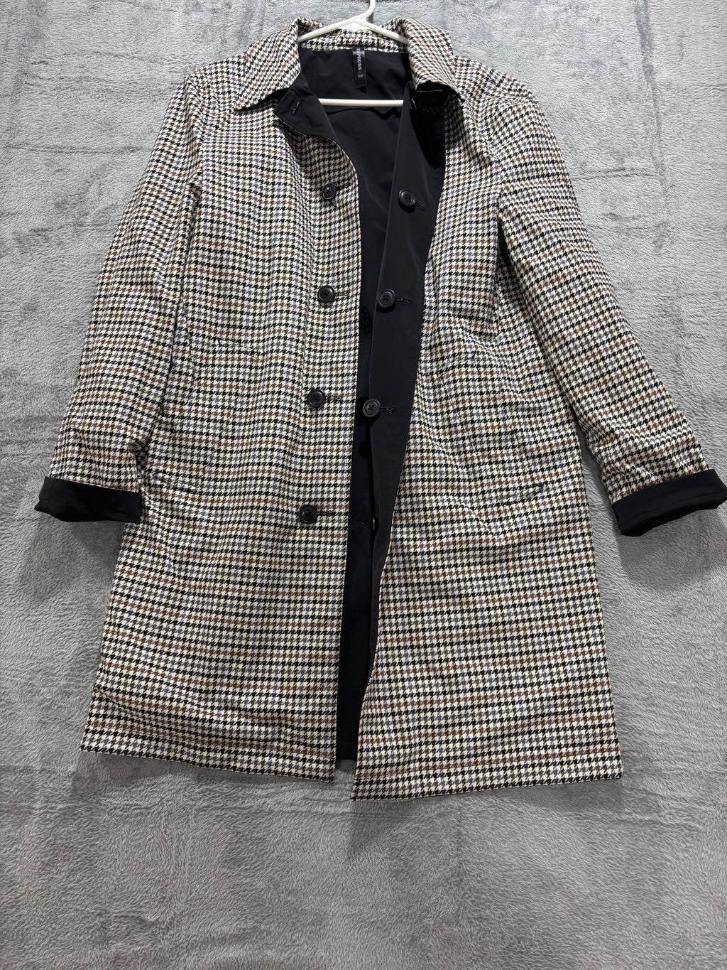 Express Reversible Houndstooth & Black Mac Coat Wool-Blend Car Coat Plaid