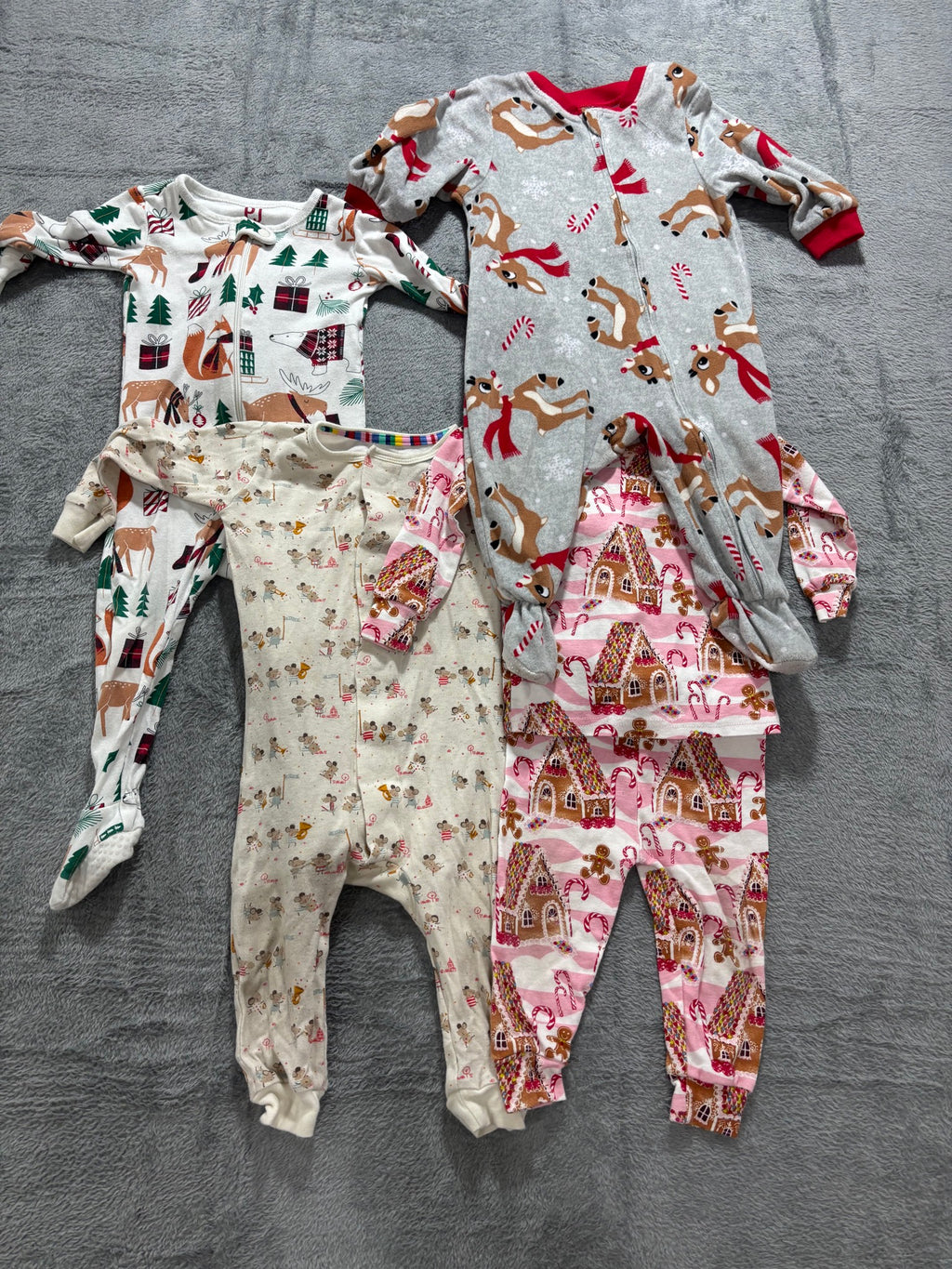 Baby Girl 9-12M Christmas Footie Pajama Lot 4 Pc Magnetic Me Rudolph PJ Place