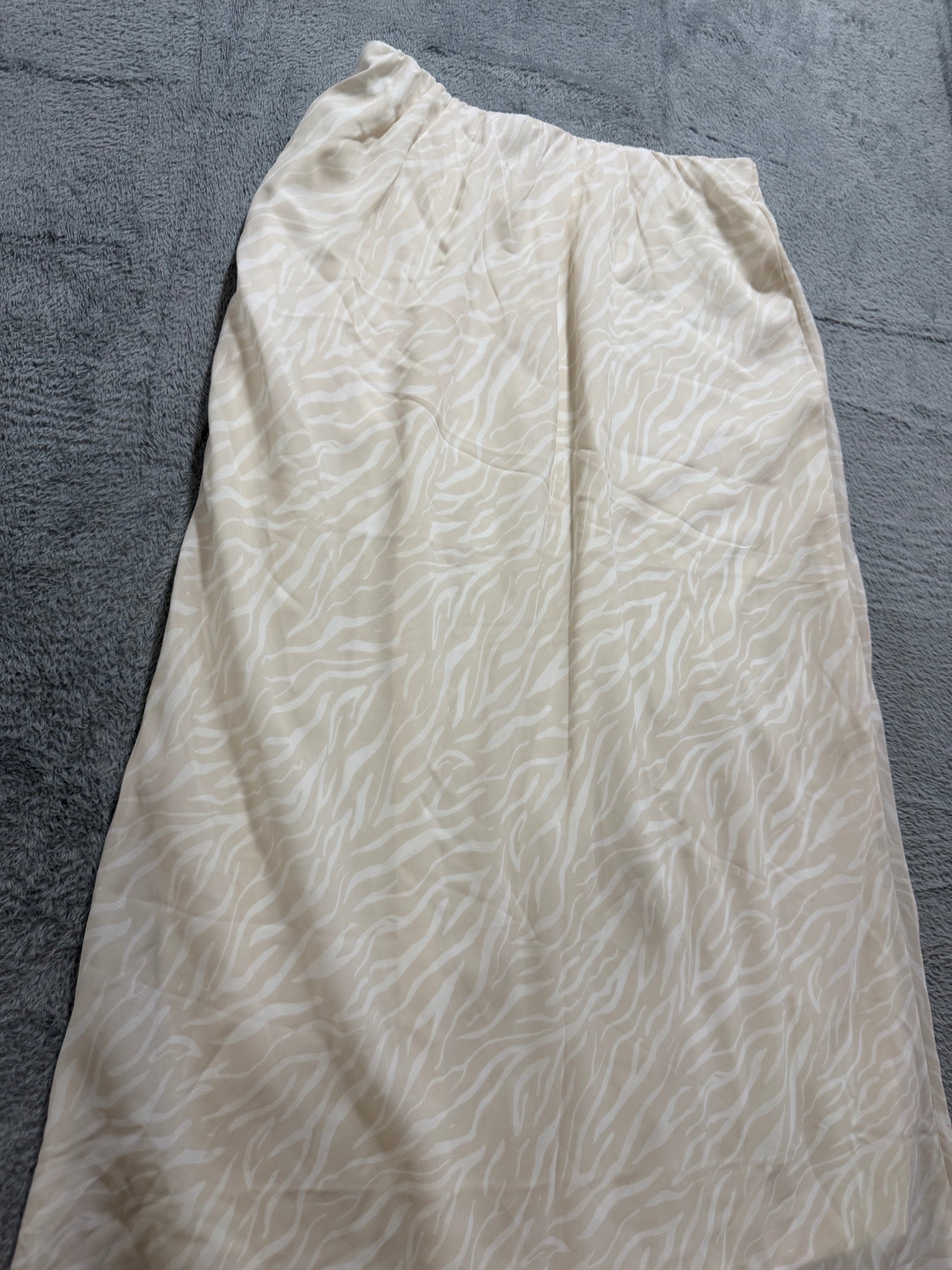 Japna Size M Beige Zebra Print Midi Skirt A-Line Elastic Waist Women's