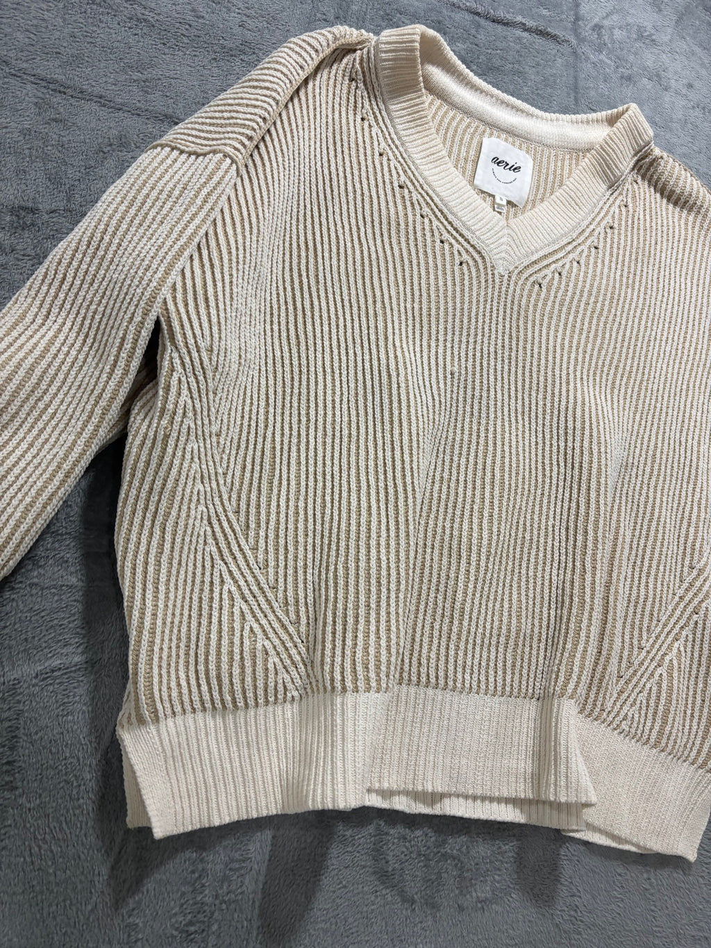 Aerie Womens XL Cream Tan Ribbed Knit V Neck Sweater Oversized Slouchy