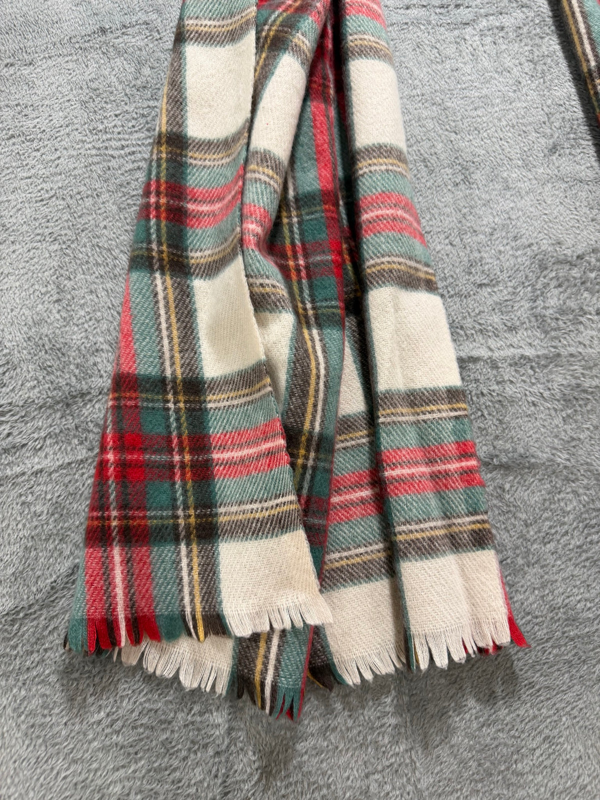 Old Navy Plaid Tartan Blanket Scarf Fringe Oversized Wrap One Size