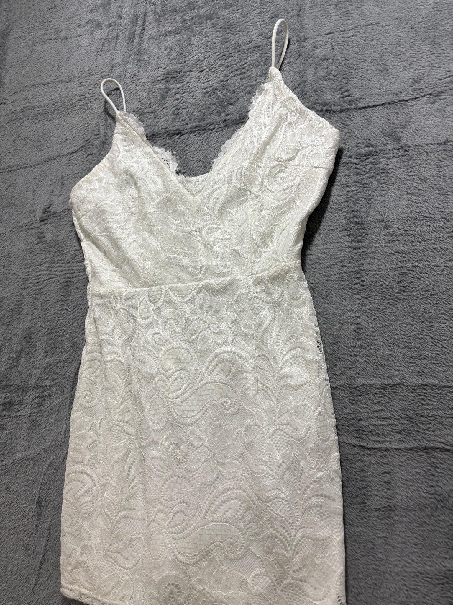 superdown M White Floral Lace Bodycon Mini Dress V-Neck Cami Party Cocktail