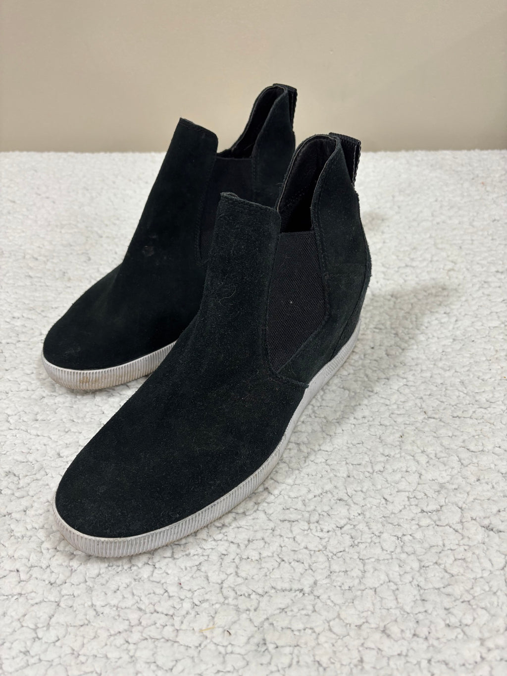 Sorel Evie Womens 12 Black Suede Chelsea Wedge Bootie Slip On Sneaker
