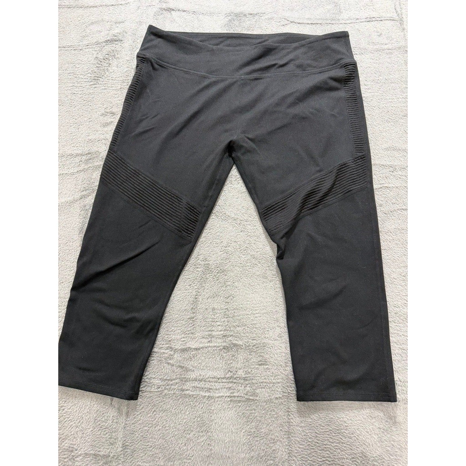 Fabletics XXL Black Moto Ribbed Capri Leggings High Waist Compression Gym