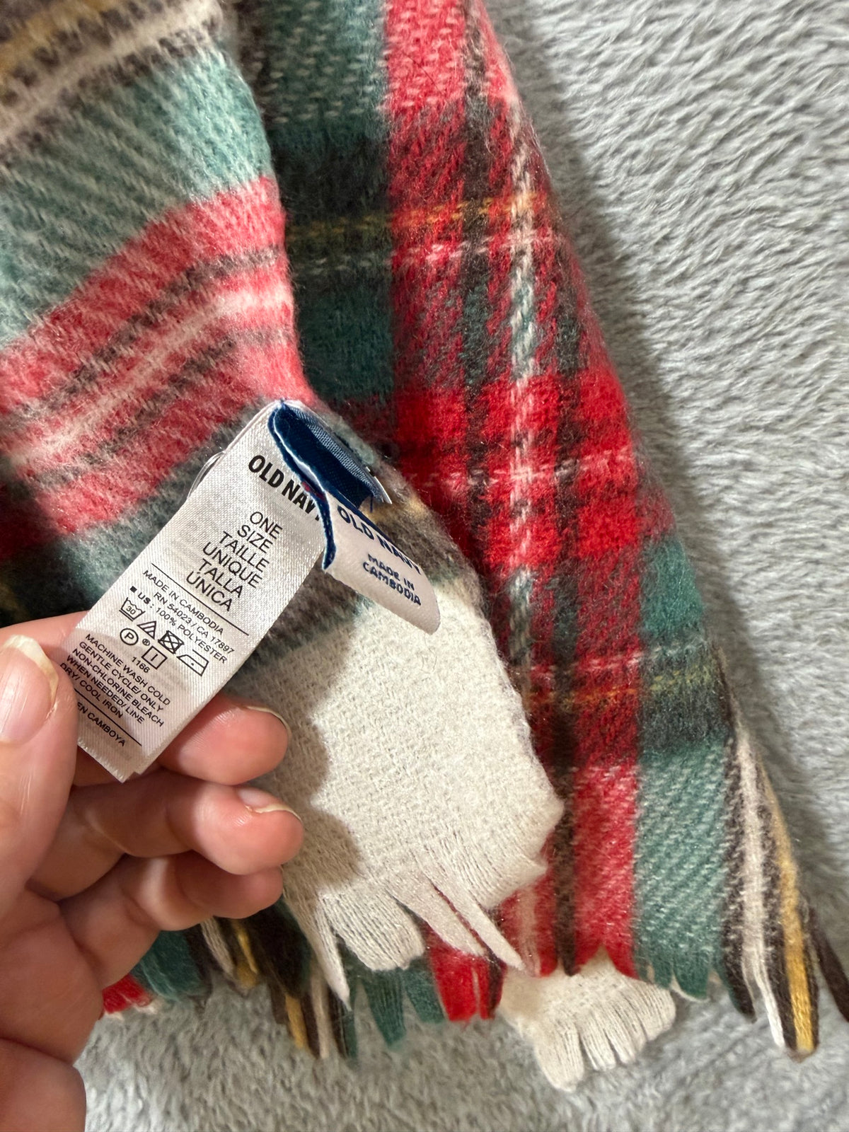 Old Navy Plaid Tartan Blanket Scarf Fringe Oversized Wrap One Size
