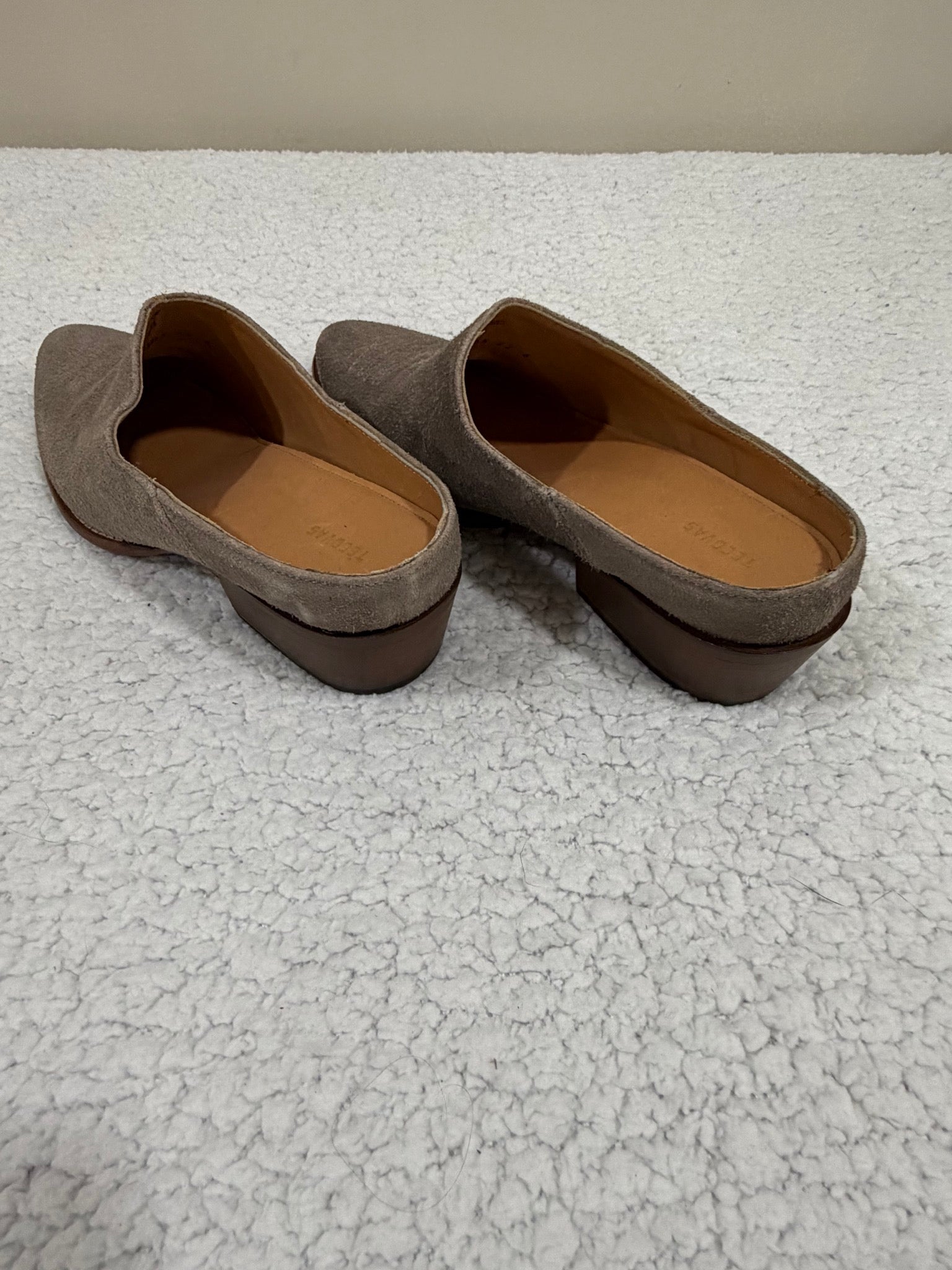 Tecovas The Camilla Size 6 Gray Suede Mules Stacked Heel Women's
