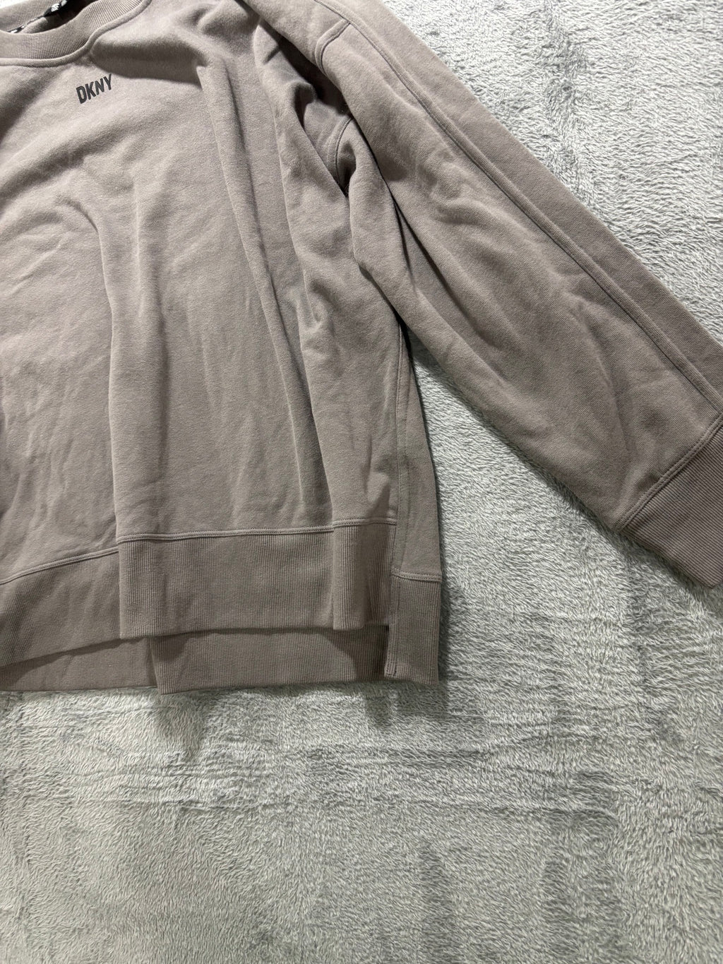 DKNY XXL Taupe Logo Crewneck Sweatshirt Oversized Pullover Side Slit Lounge