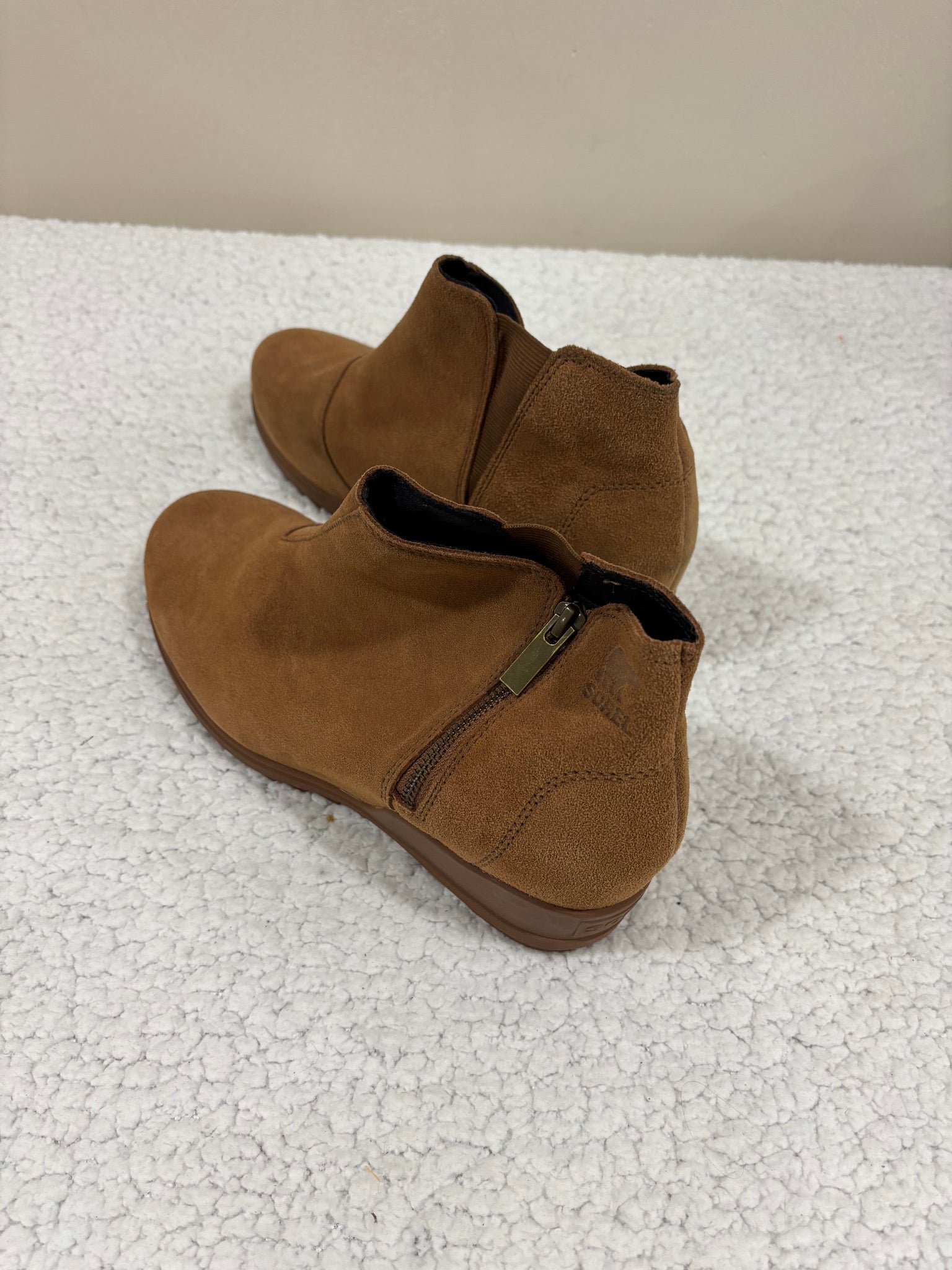 Sorel Womens 12 Tan Brown Suede Wedge Ankle Bootie Slip On Chelsea