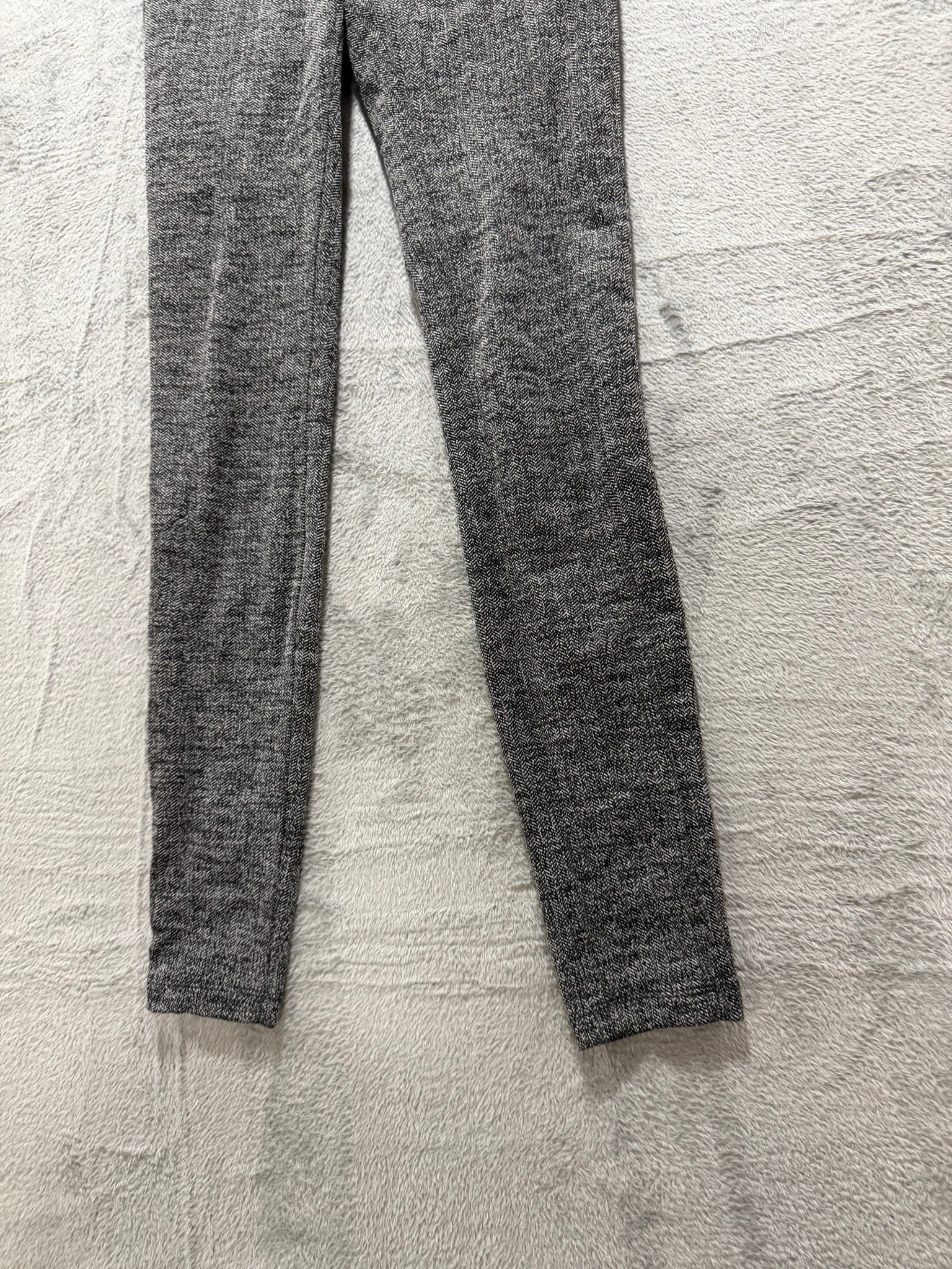 Athleta Size XS Gray Herringbone Textured Leggings Full-Length Athletic
