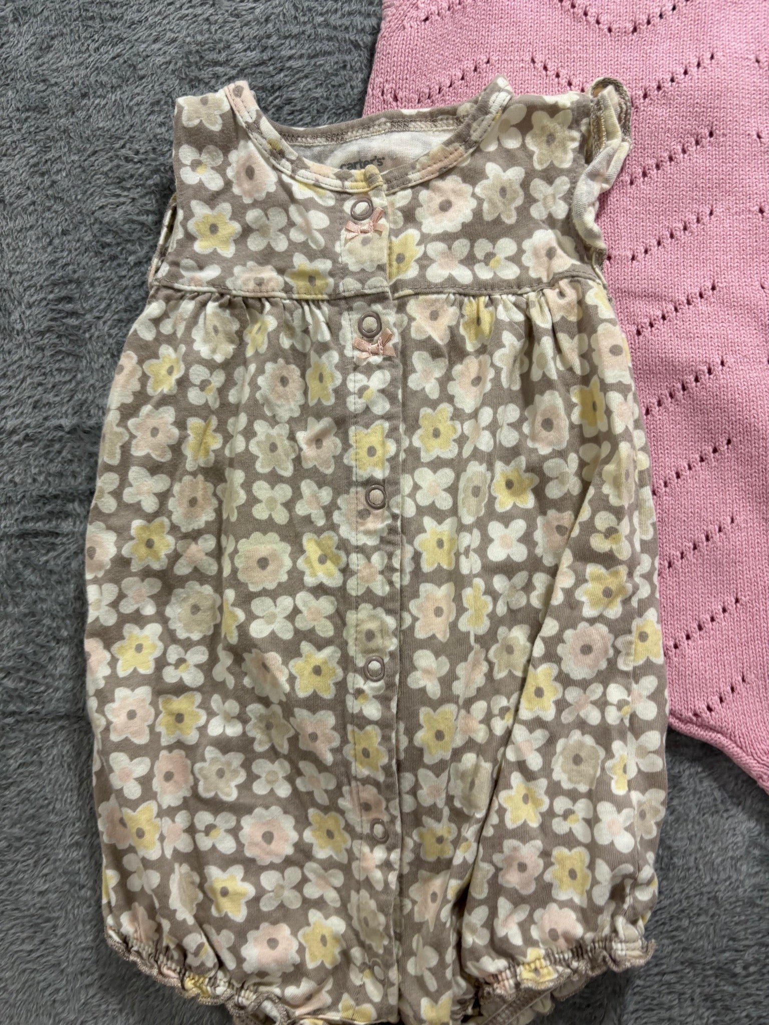 Carter's 9M Baby Girl 7 Pc Summer Lot Rompers Bodysuits Pointelle Knit Footie