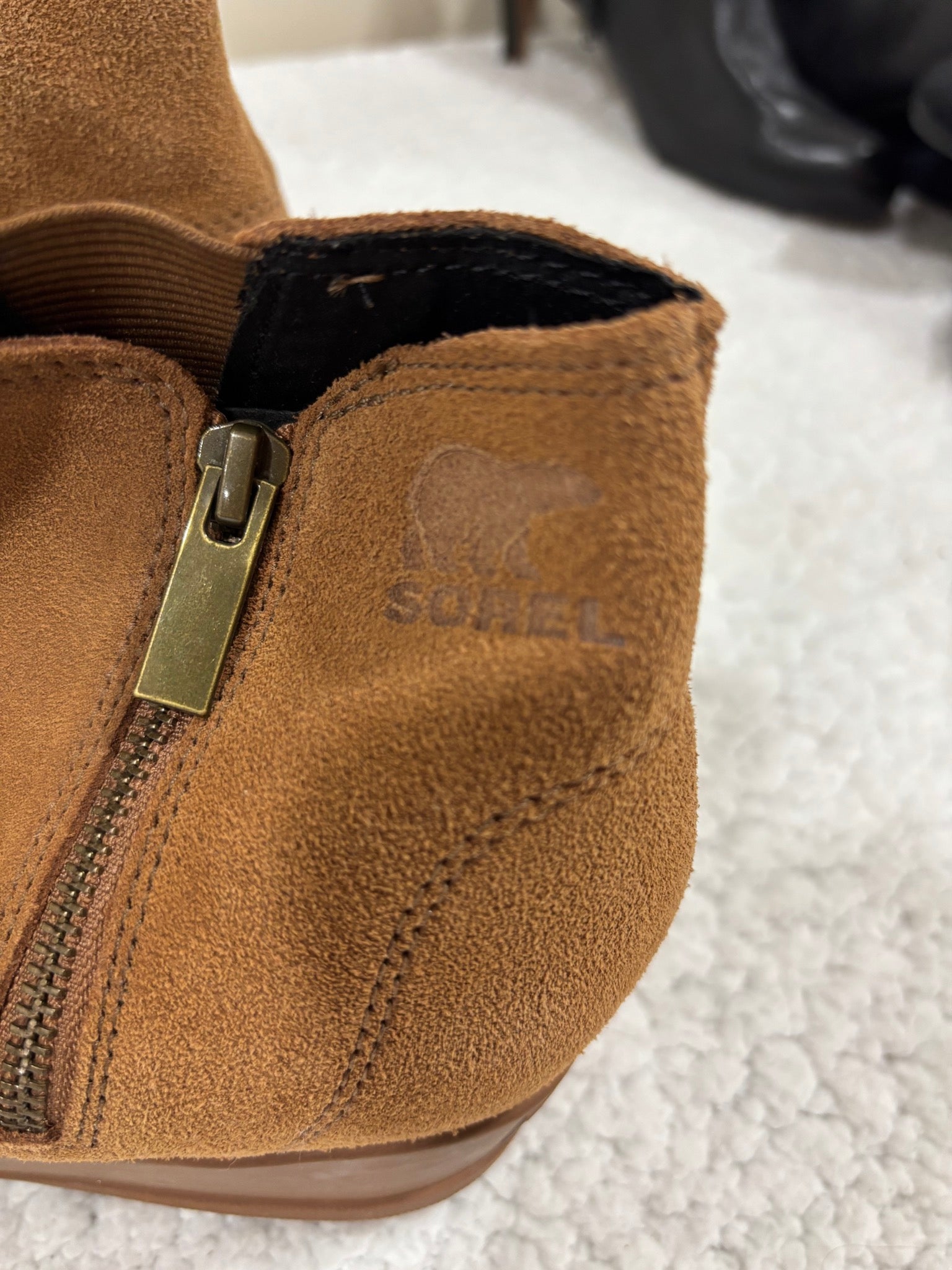 Sorel Womens 12 Tan Brown Suede Wedge Ankle Bootie Slip On Chelsea