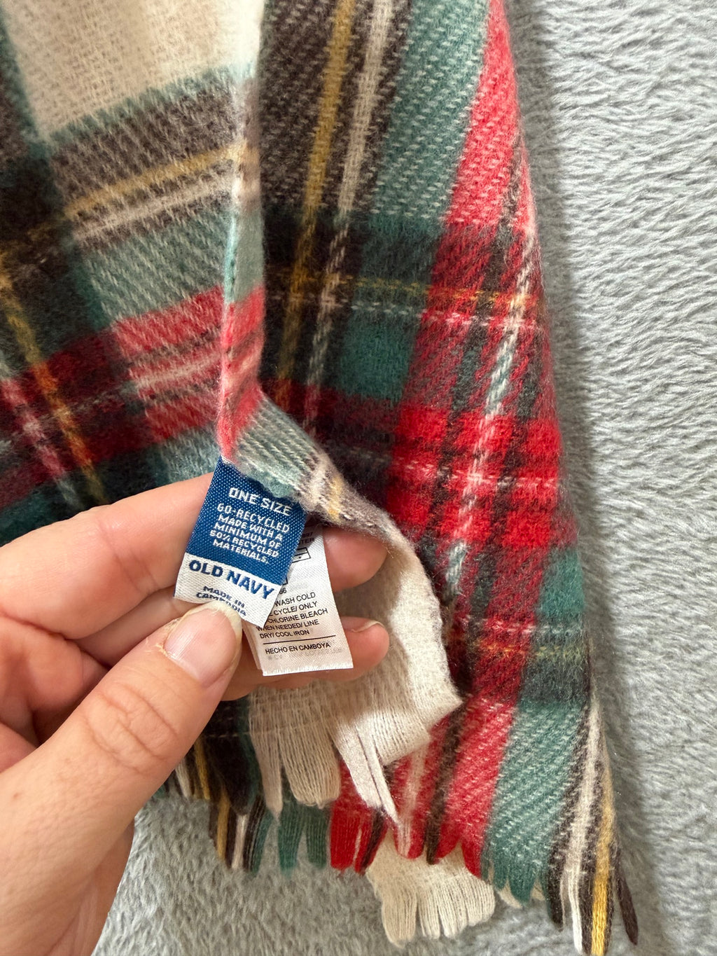 Old Navy Plaid Tartan Blanket Scarf Fringe Oversized Wrap One Size