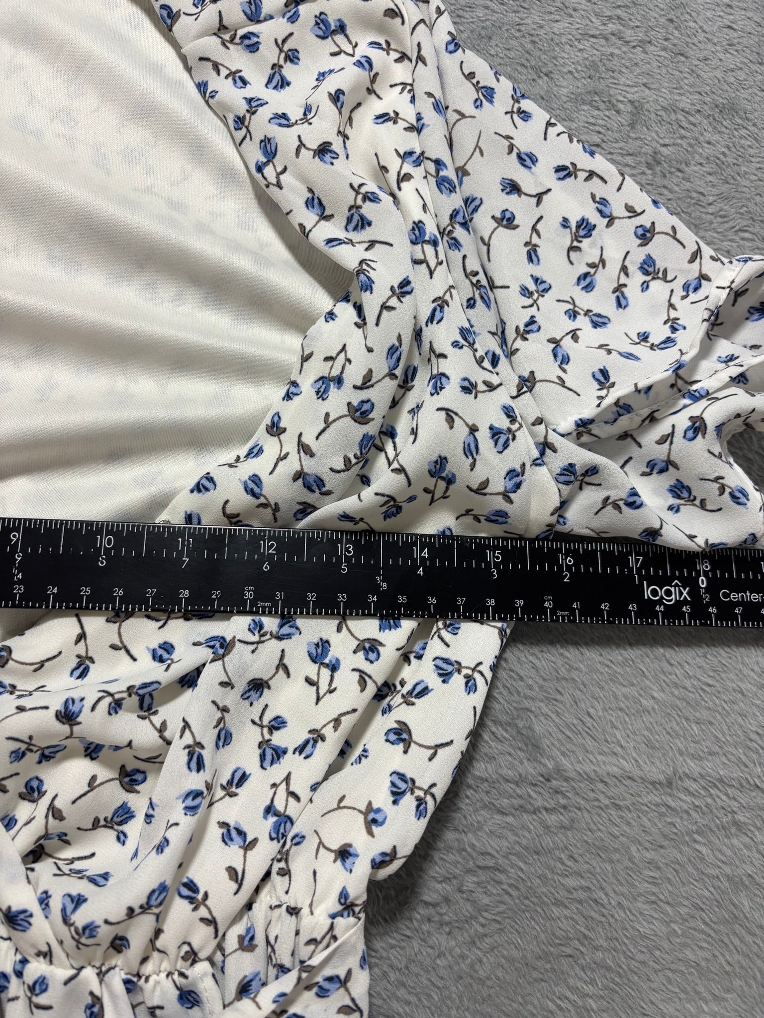 Sienna Sky S Ivory Blue Floral Faux Wrap Dress Flutter Sleeve Hi-Low