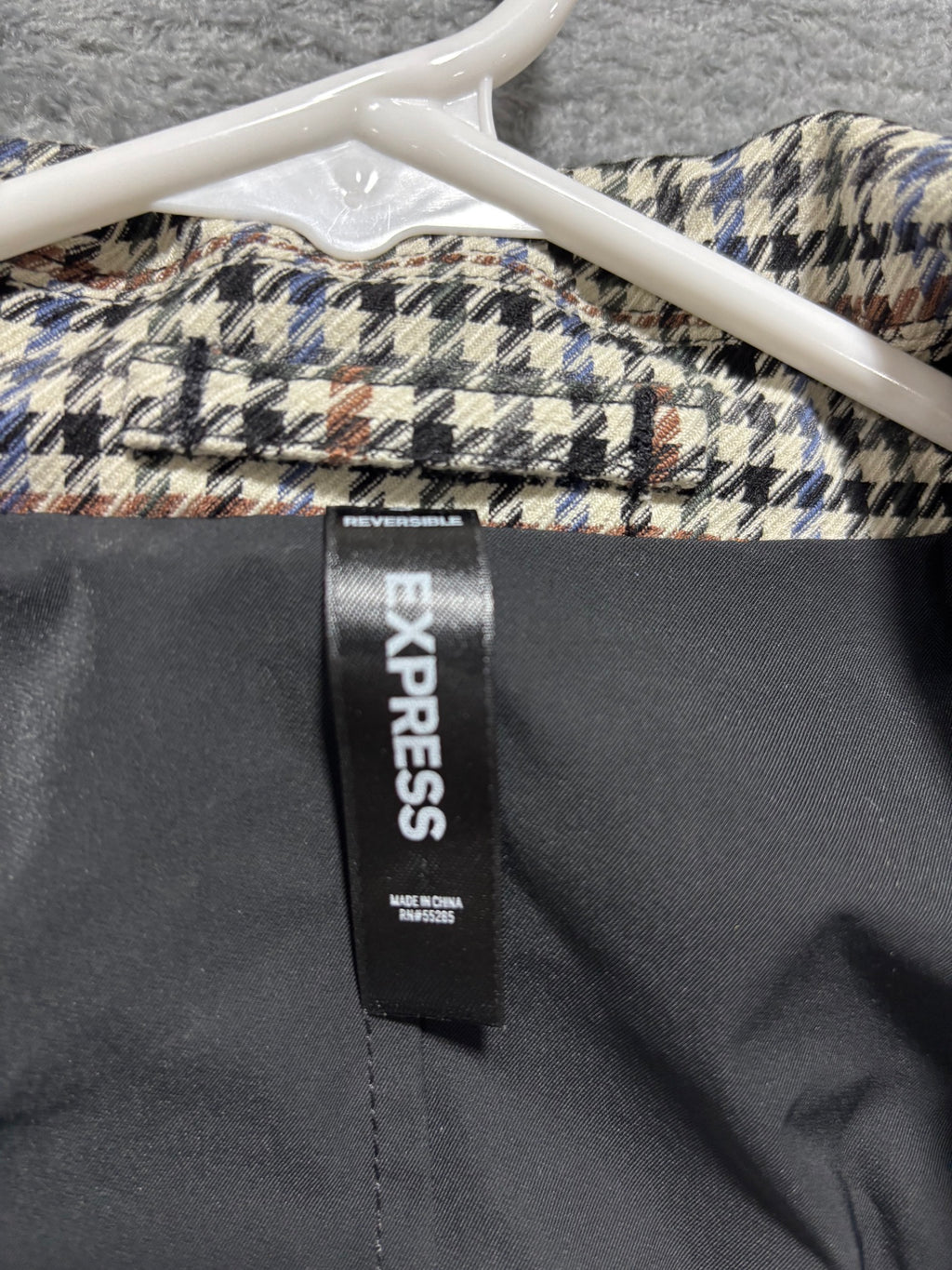 Express Reversible Houndstooth & Black Mac Coat Wool-Blend Car Coat Plaid