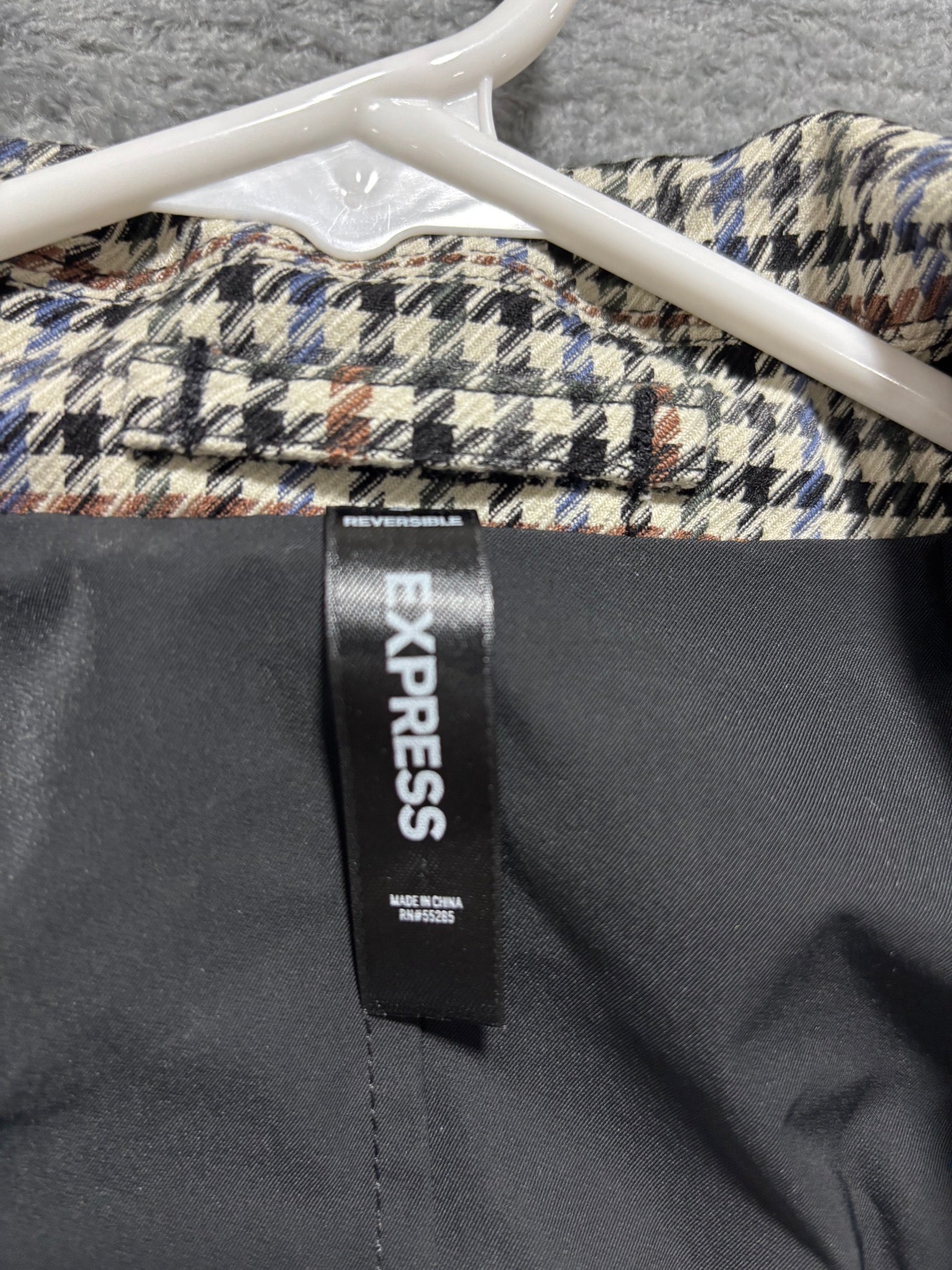 Express Reversible Houndstooth & Black Mac Coat Wool-Blend Car Coat Plaid