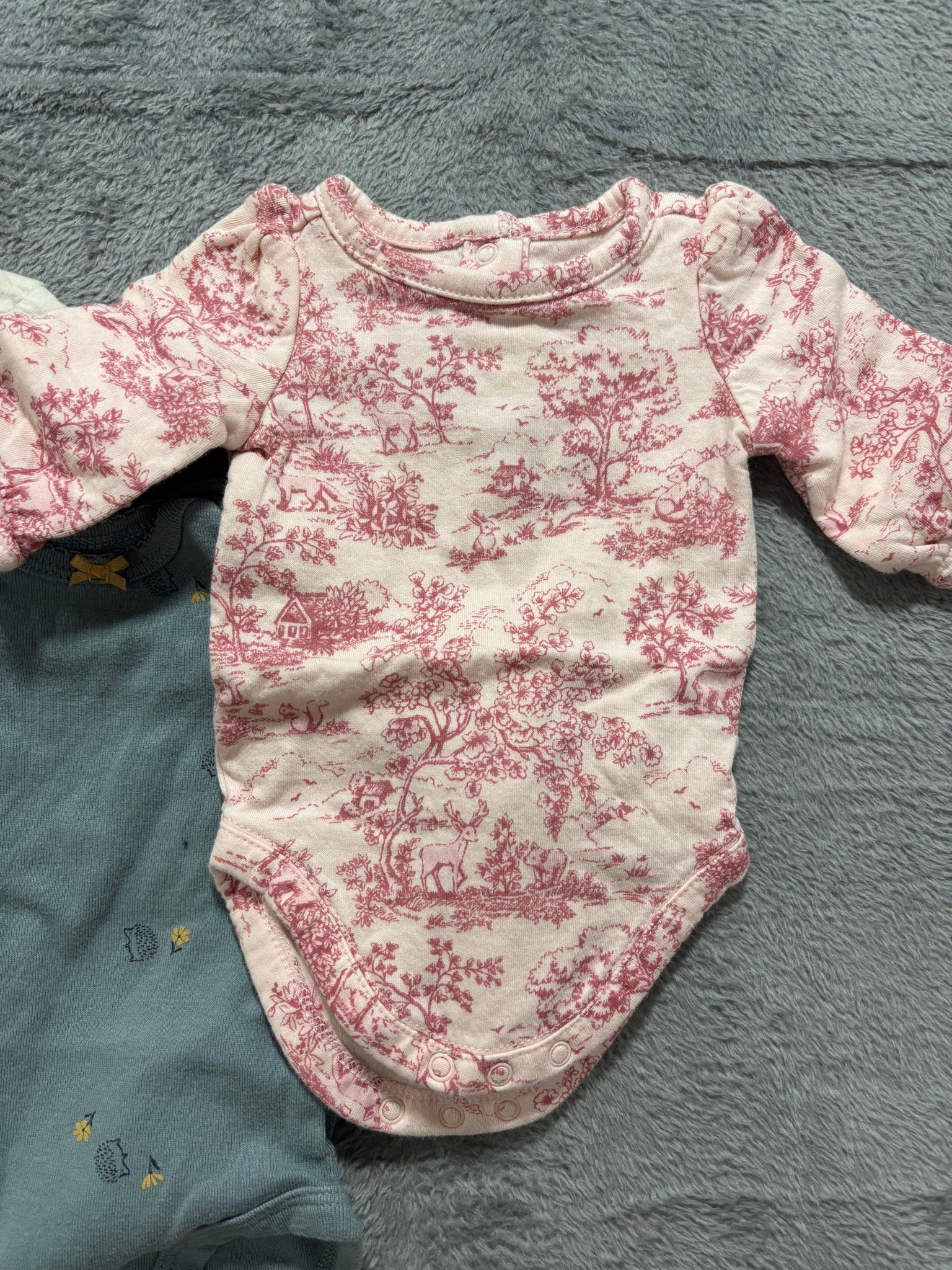 Newborn Baby Girl Clothes Lot 10 Pieces Zip Sleepers & Bodysuits Floral Pastel