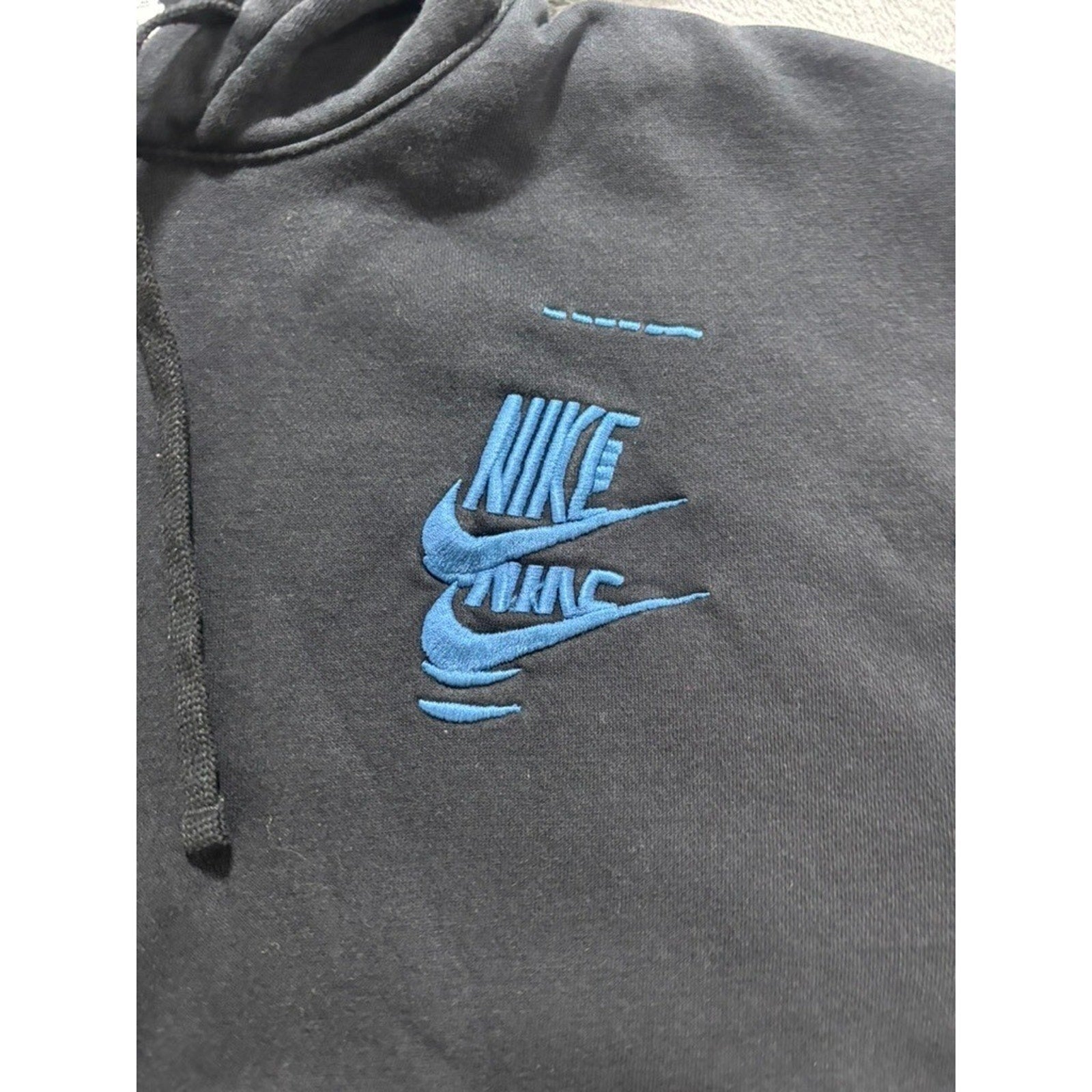 Nike M Black Pullover Hoodie Womens Athleisure Casual Sporty Sweatshirt Crewneck