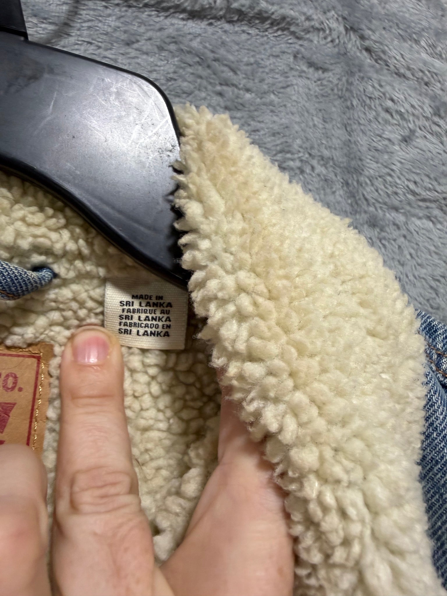 Levi's Size S Light Wash Sherpa-Lined Denim Trucker Jacket Warm Cozy