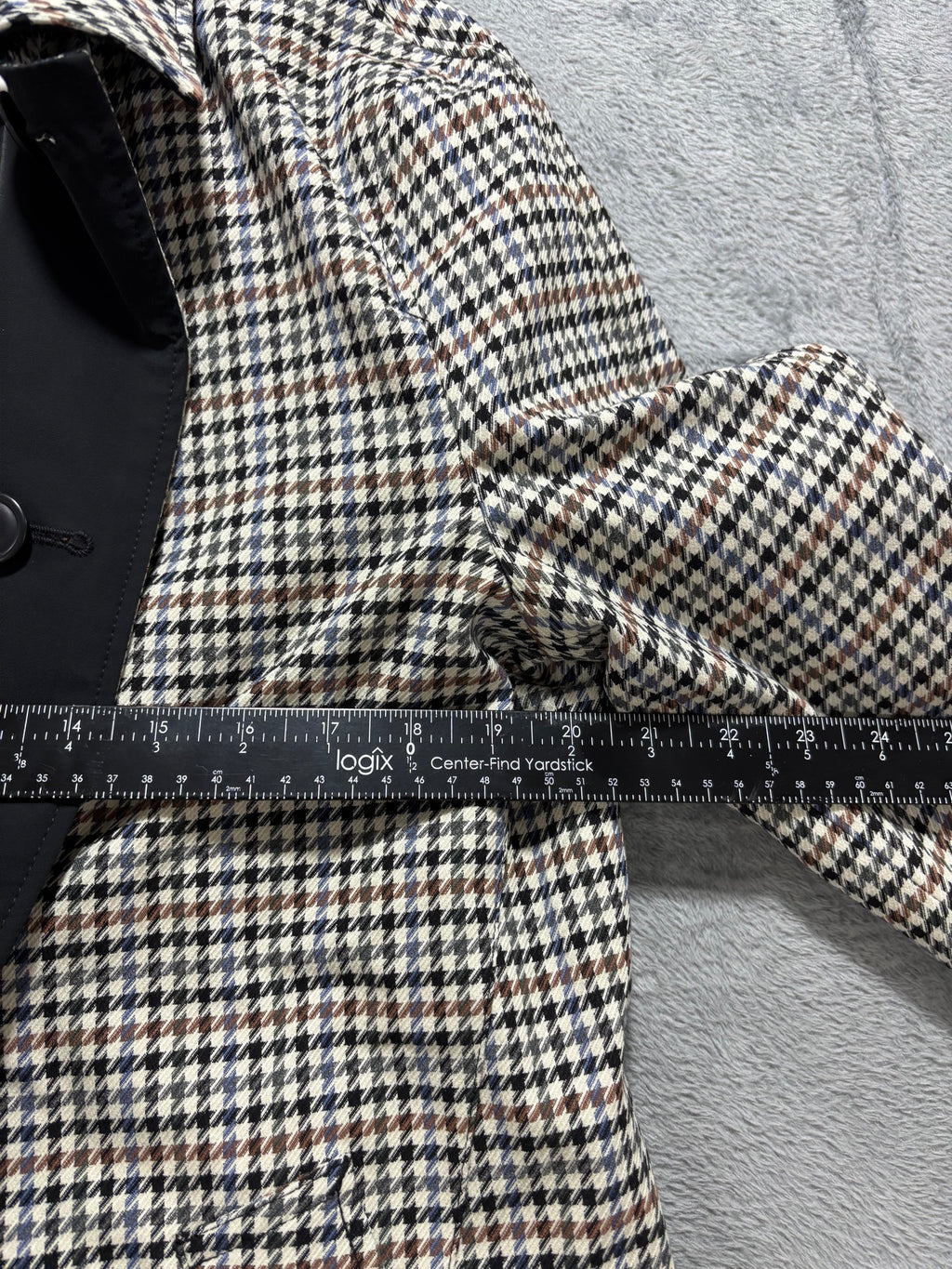 Express Reversible Houndstooth & Black Mac Coat Wool-Blend Car Coat Plaid
