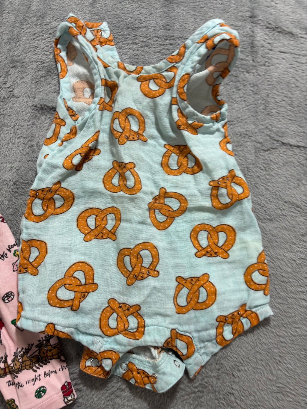 Baby Girl 3-6M 9pc Lot Old Navy Denim Jacket Rock Star Bodysuit Sleepers Bundle