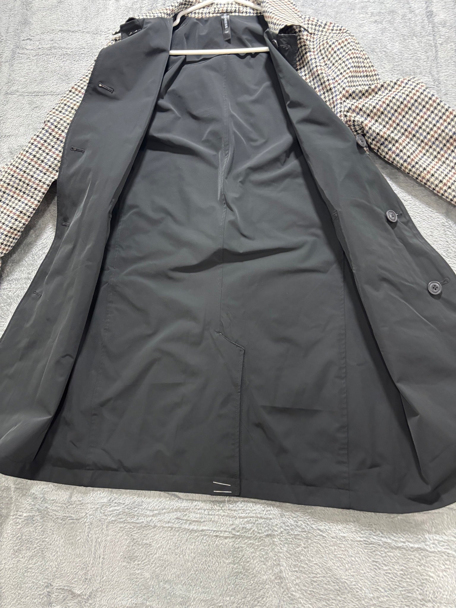 Express Reversible Houndstooth & Black Mac Coat Wool-Blend Car Coat Plaid