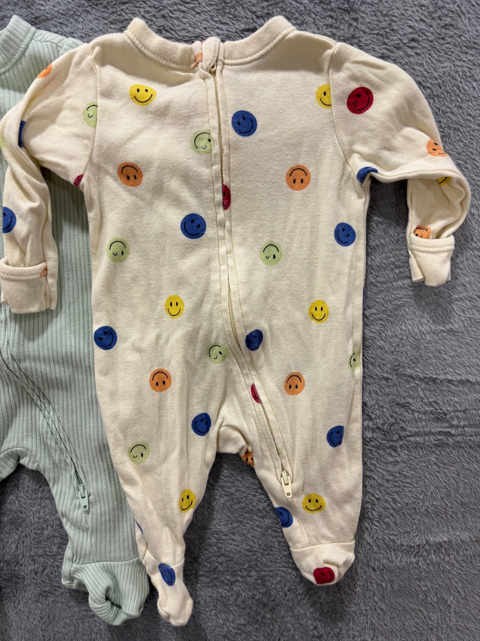 Newborn Baby Girl Clothes Lot 10 Pieces Zip Sleepers & Bodysuits Floral Pastel