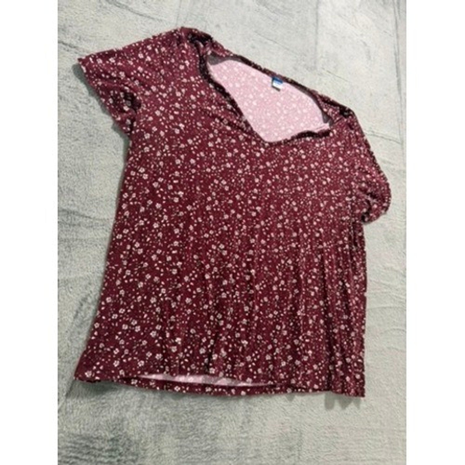 Old Navy Luxe Womens Large Burgundy Floral V-Neck Puff Short Sleeve Top Shirt