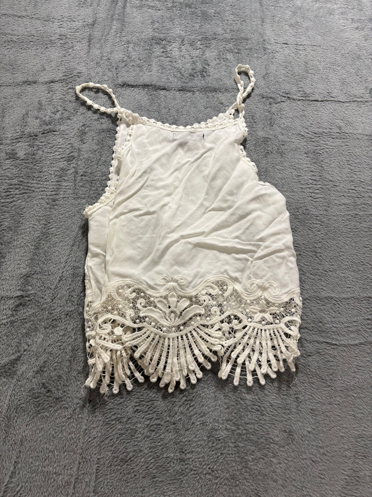 Kendall & Kylie S White Crochet Lace Crop Top Cami Scalloped Fringe Boho