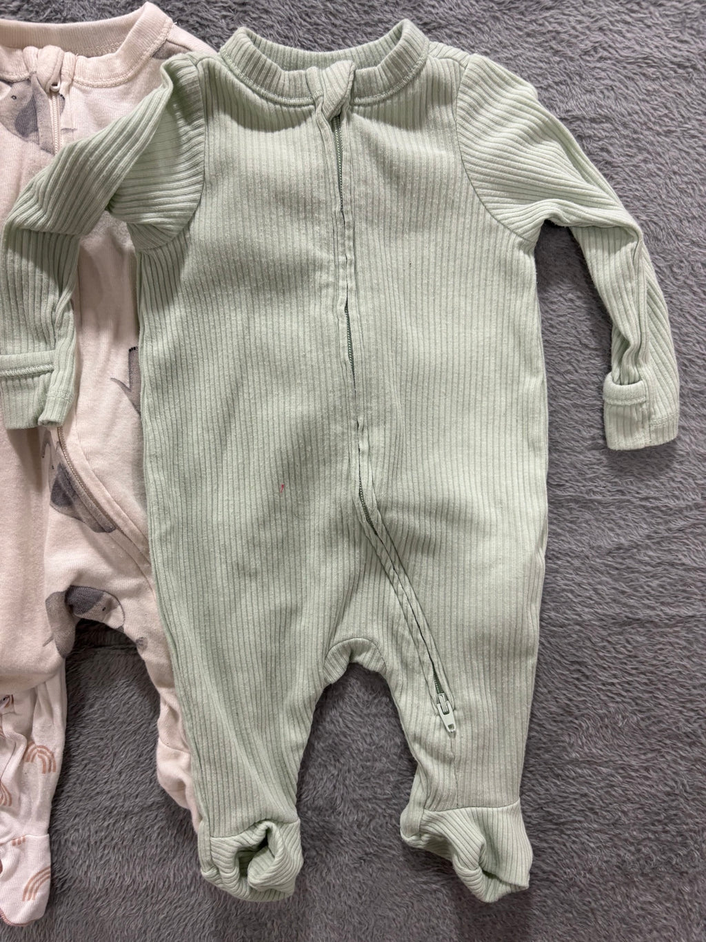 Newborn Baby Girl Clothes Lot 10 Pieces Zip Sleepers & Bodysuits Floral Pastel