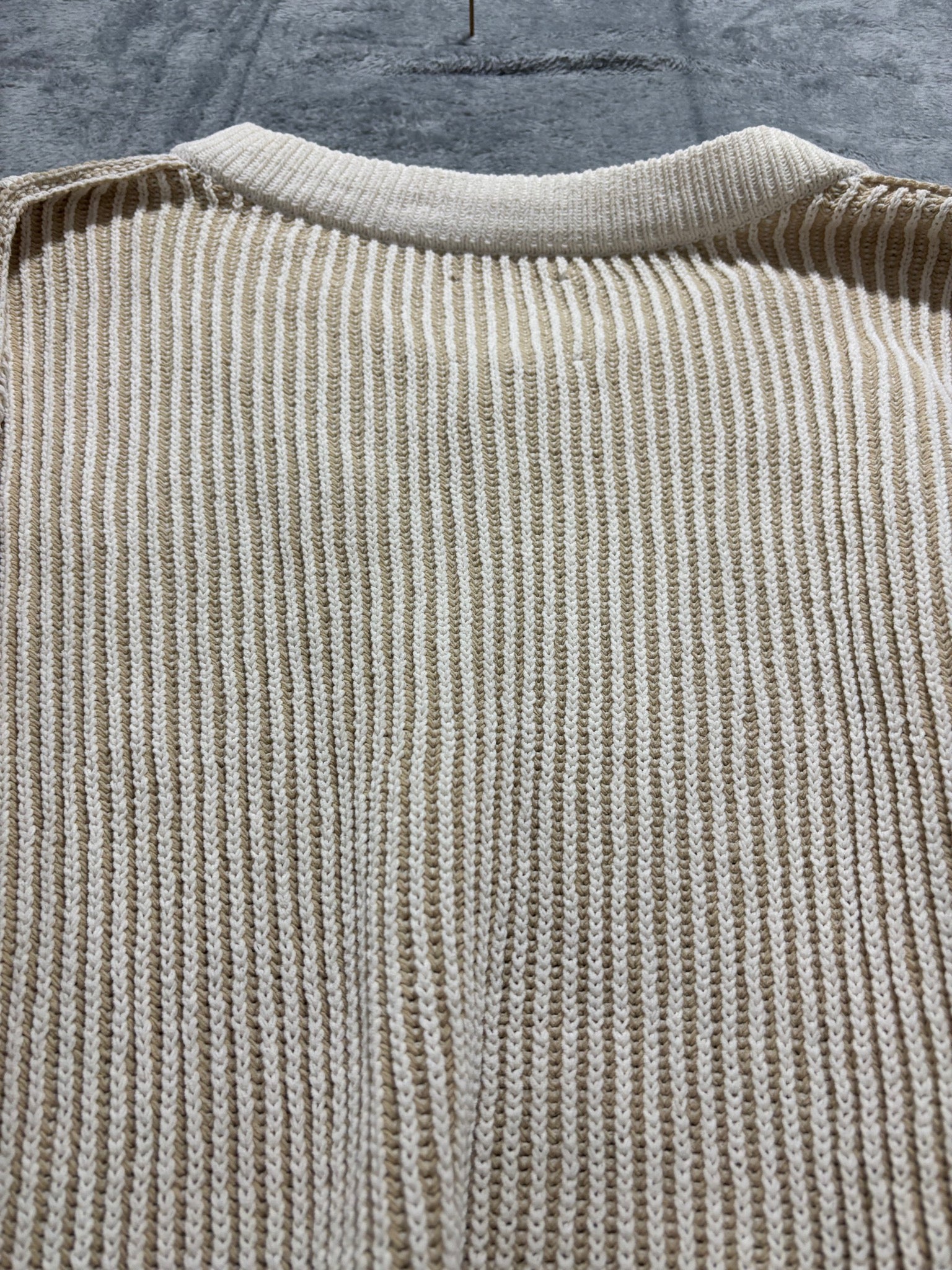 Aerie Womens XL Cream Tan Ribbed Knit V Neck Sweater Oversized Slouchy