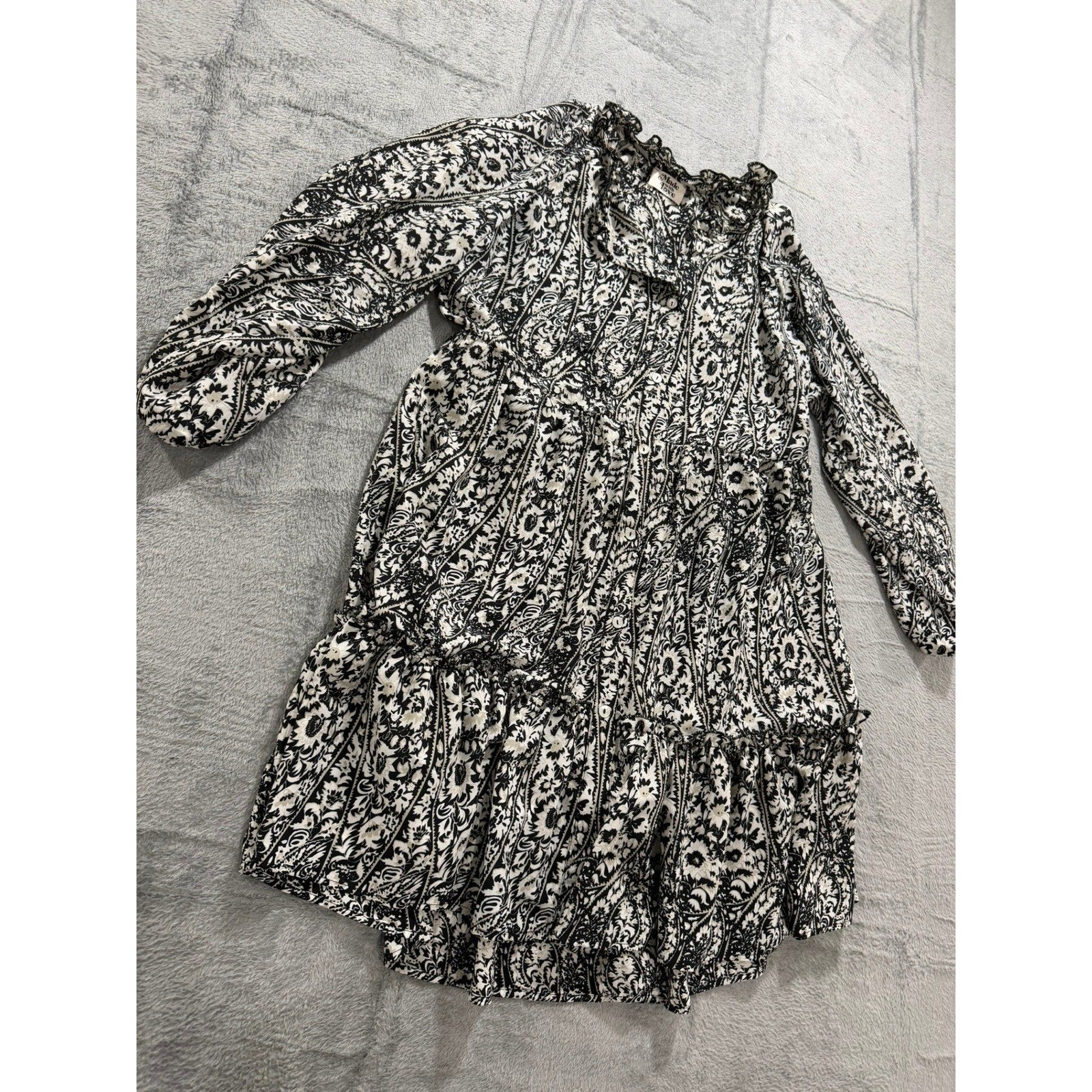 Made with Love Black White Paisley Floral Tiered Mini Dress Ruffle Neck LD3944 M