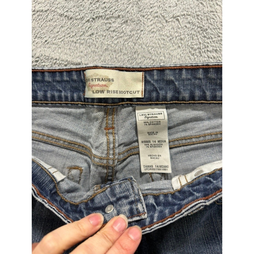 Levi Strauss Signature Womens Low Rise Bootcut Jeans Medium Wash Blue Denim