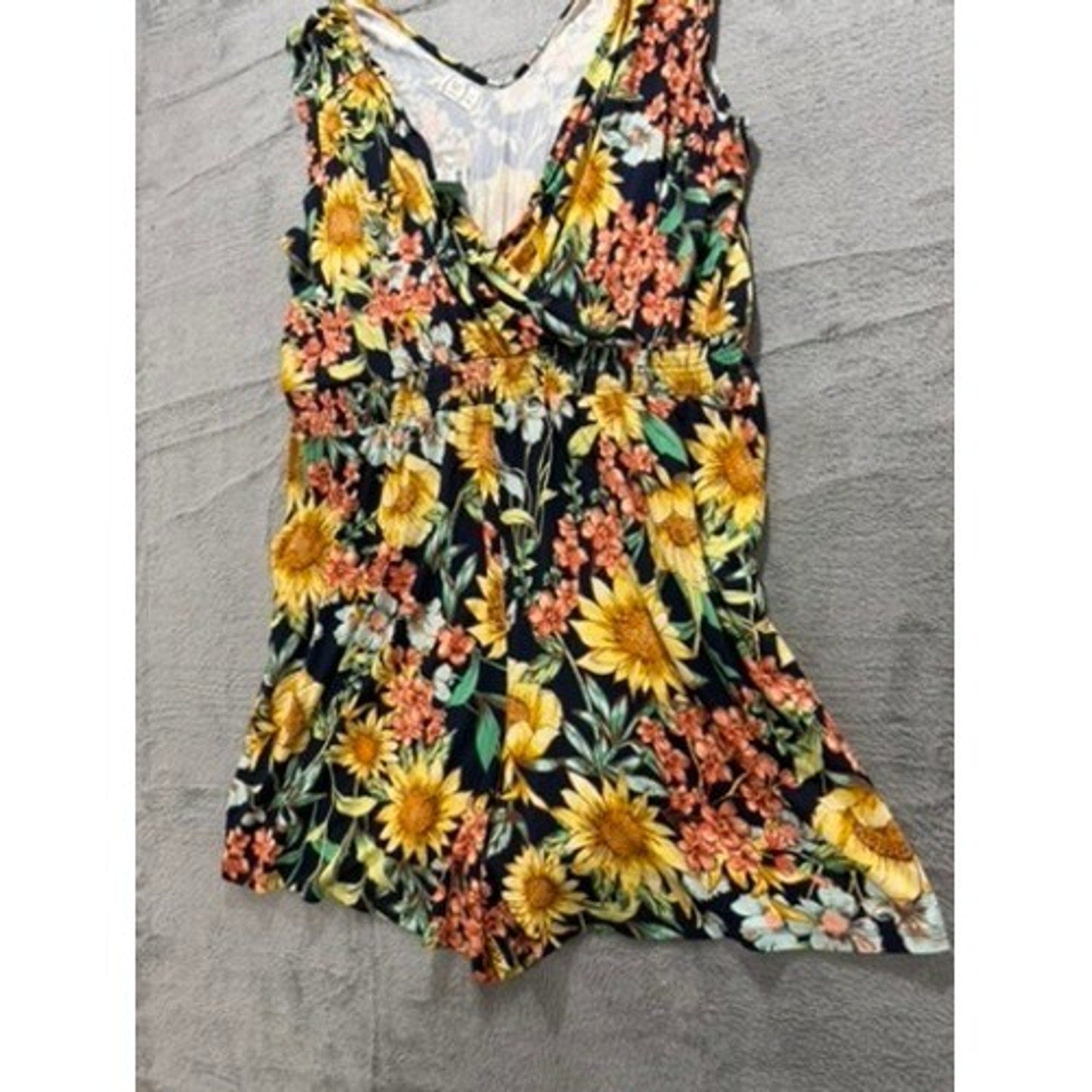 Maurices 24/7 Sunflower Floral Romper Sleeveless Smocked Waist Plus 1X NWT Boho