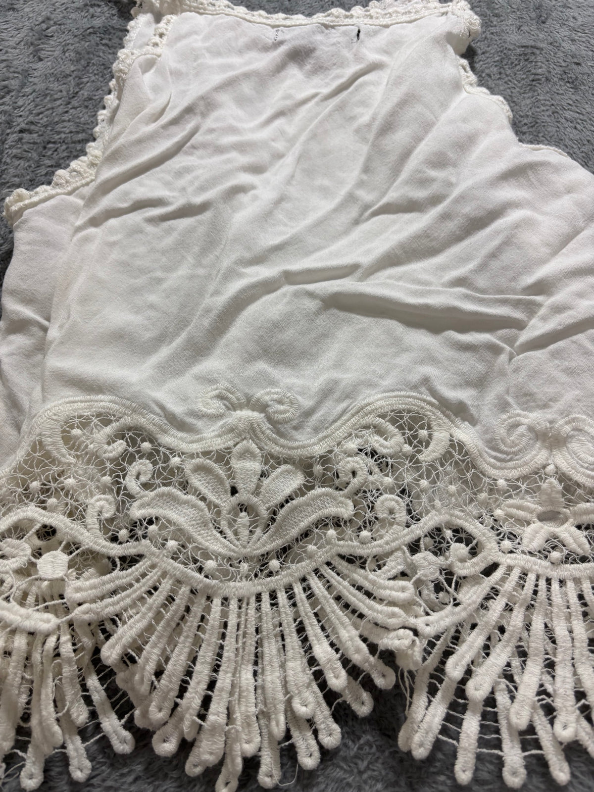 Kendall & Kylie S White Crochet Lace Crop Top Cami Scalloped Fringe Boho