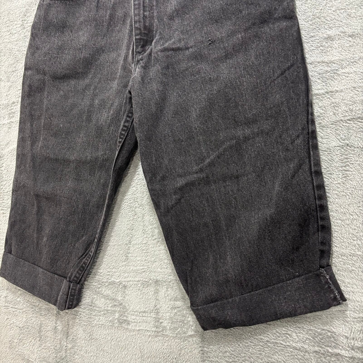 LL Bean Womens 16 PET Black Denim Bermuda Shorts Vintage Casual High Rise