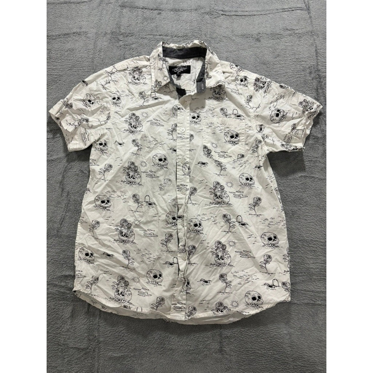 Eighty Eight Button Up Shirt Men Medium White Skull Print Cotton Short Sleeve