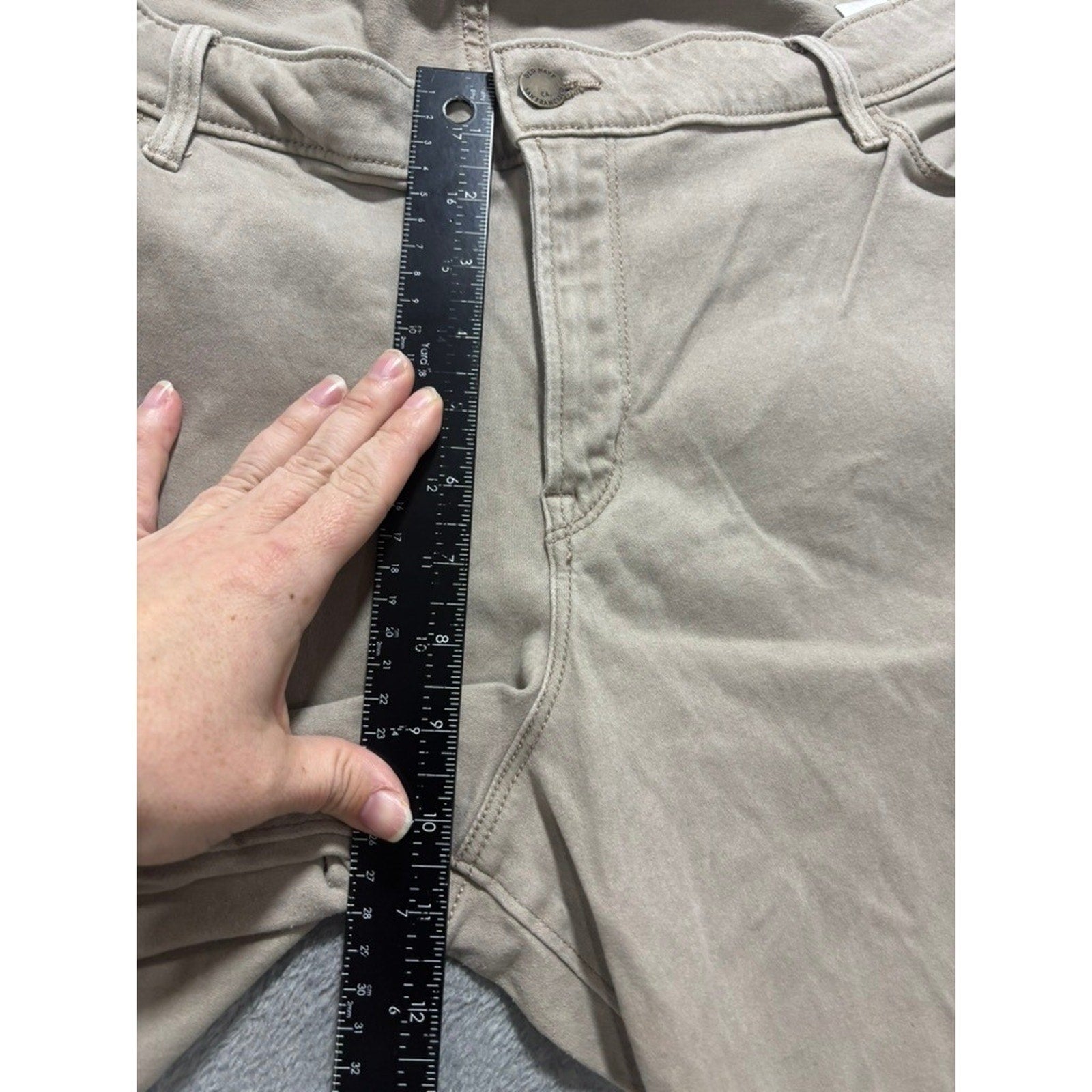 Old Navy Rockstar Mid-Rise Skinny Jeans Tan Khaki Stretch Pants Women 18 Regular