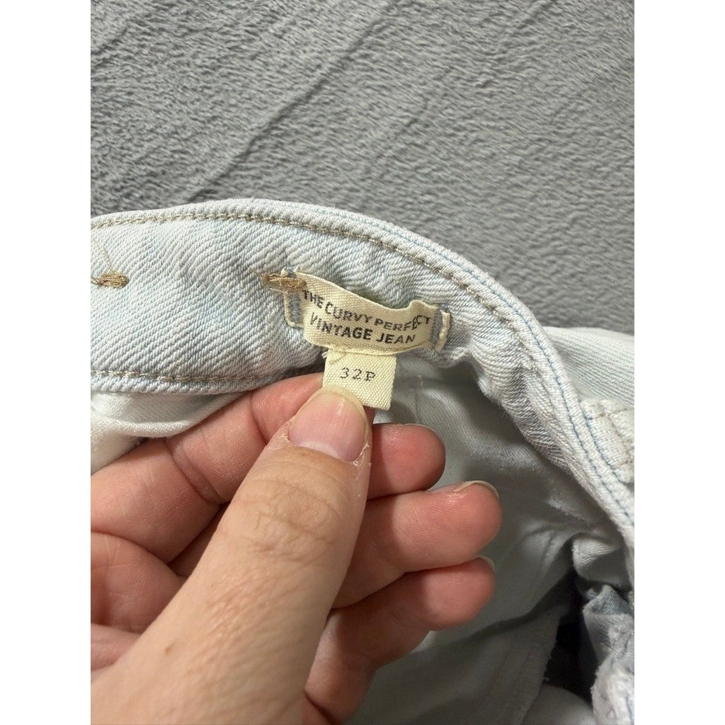 Madewell The Curvy Perfect Vintage Jean Light Wash High Rise Denim 32P Mom Retro