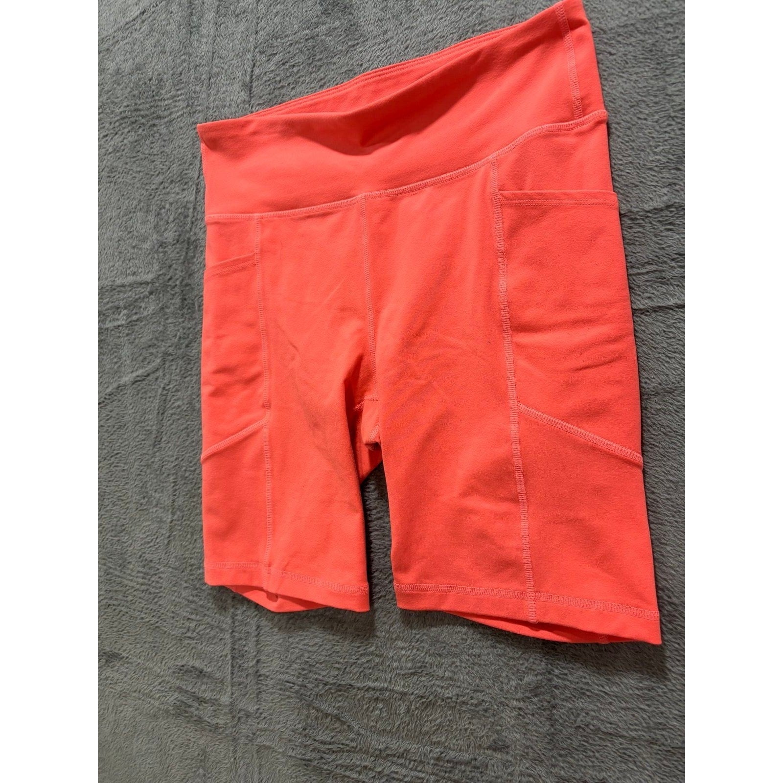 GapFit Womens S Coral Biker Shorts High Rise Athletic Athleisure Casual