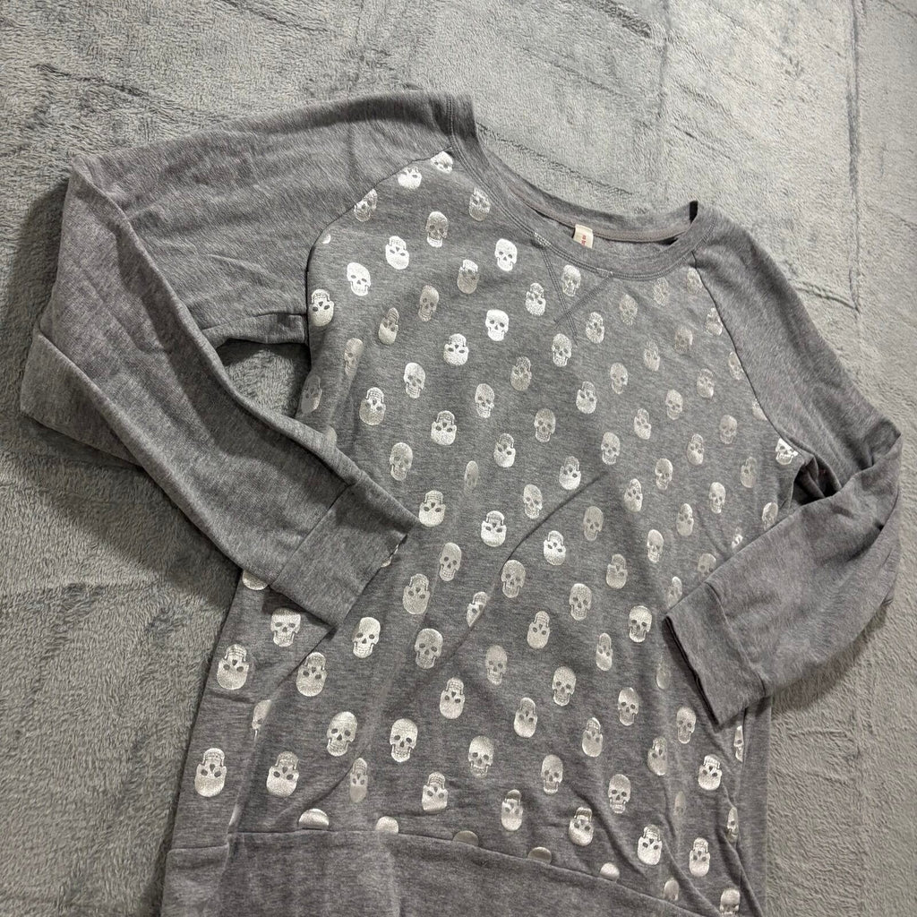 No Boundaries Womens XXL Gray Skull Print Sweatshirt Vintage Goth Pullover